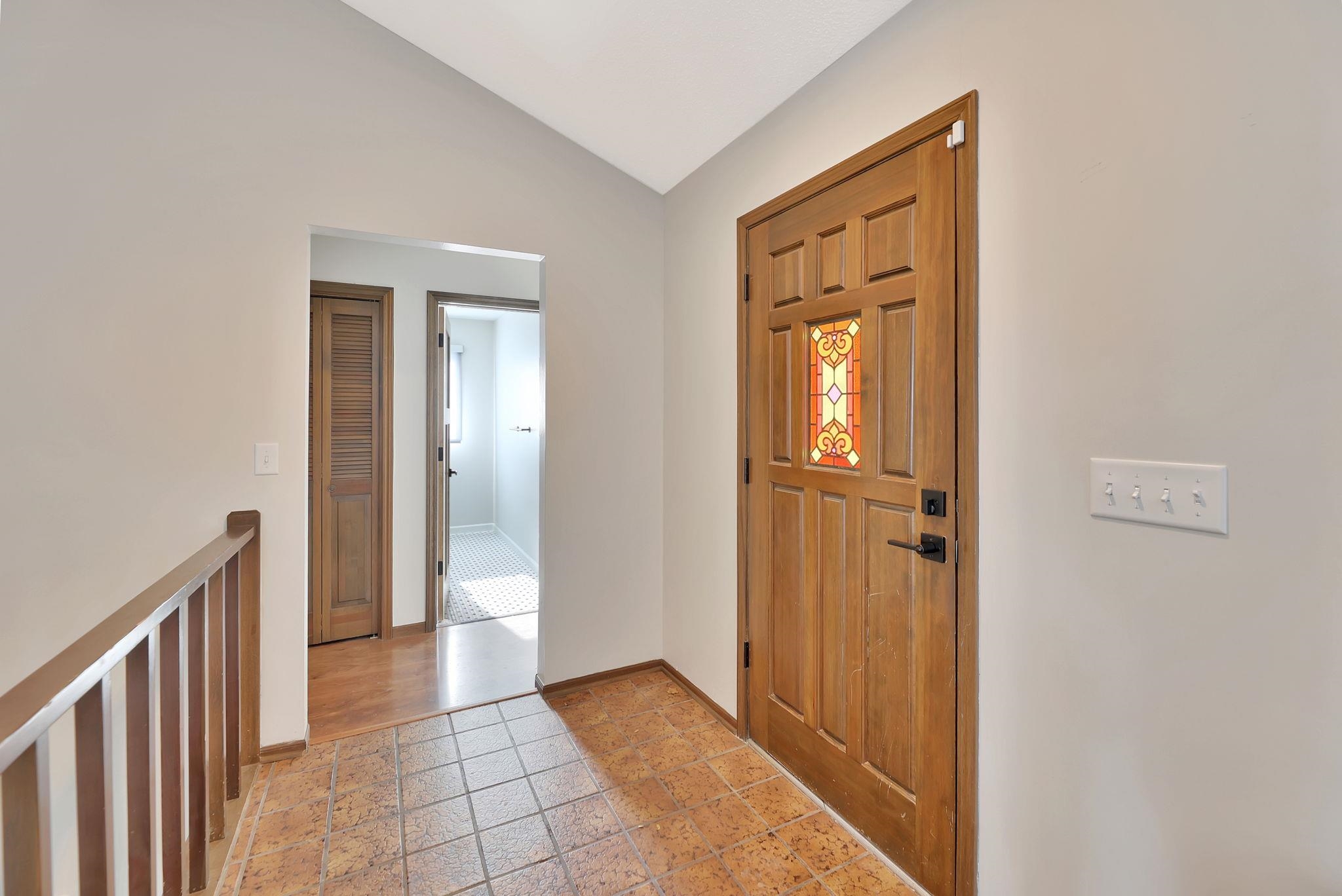 104 E Saint Cloud Pl