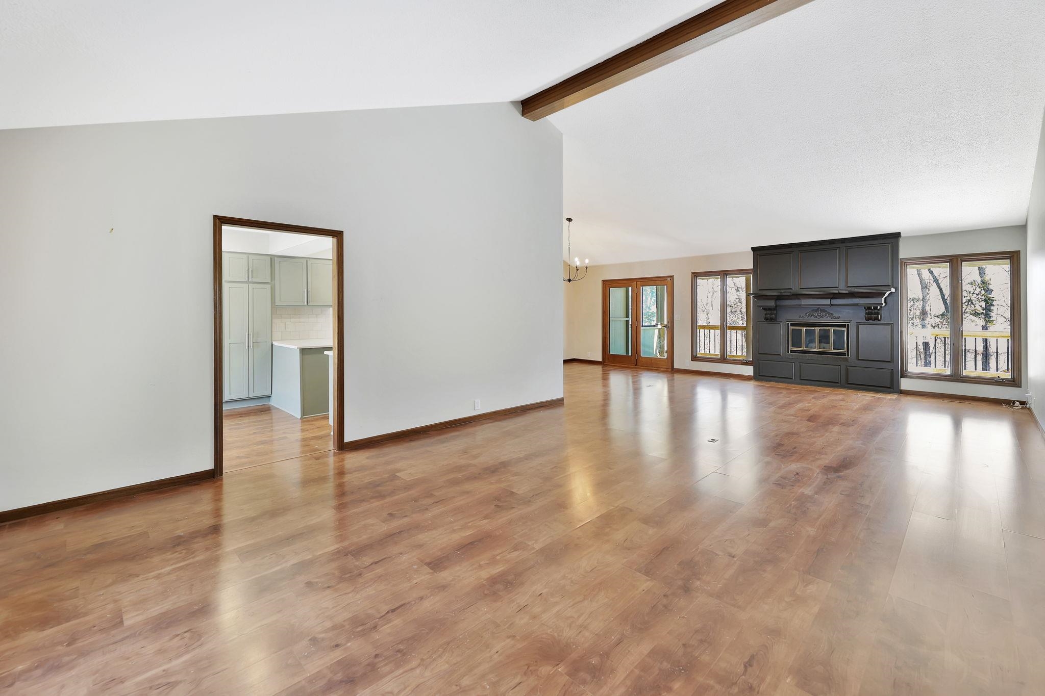 104 E Saint Cloud Pl