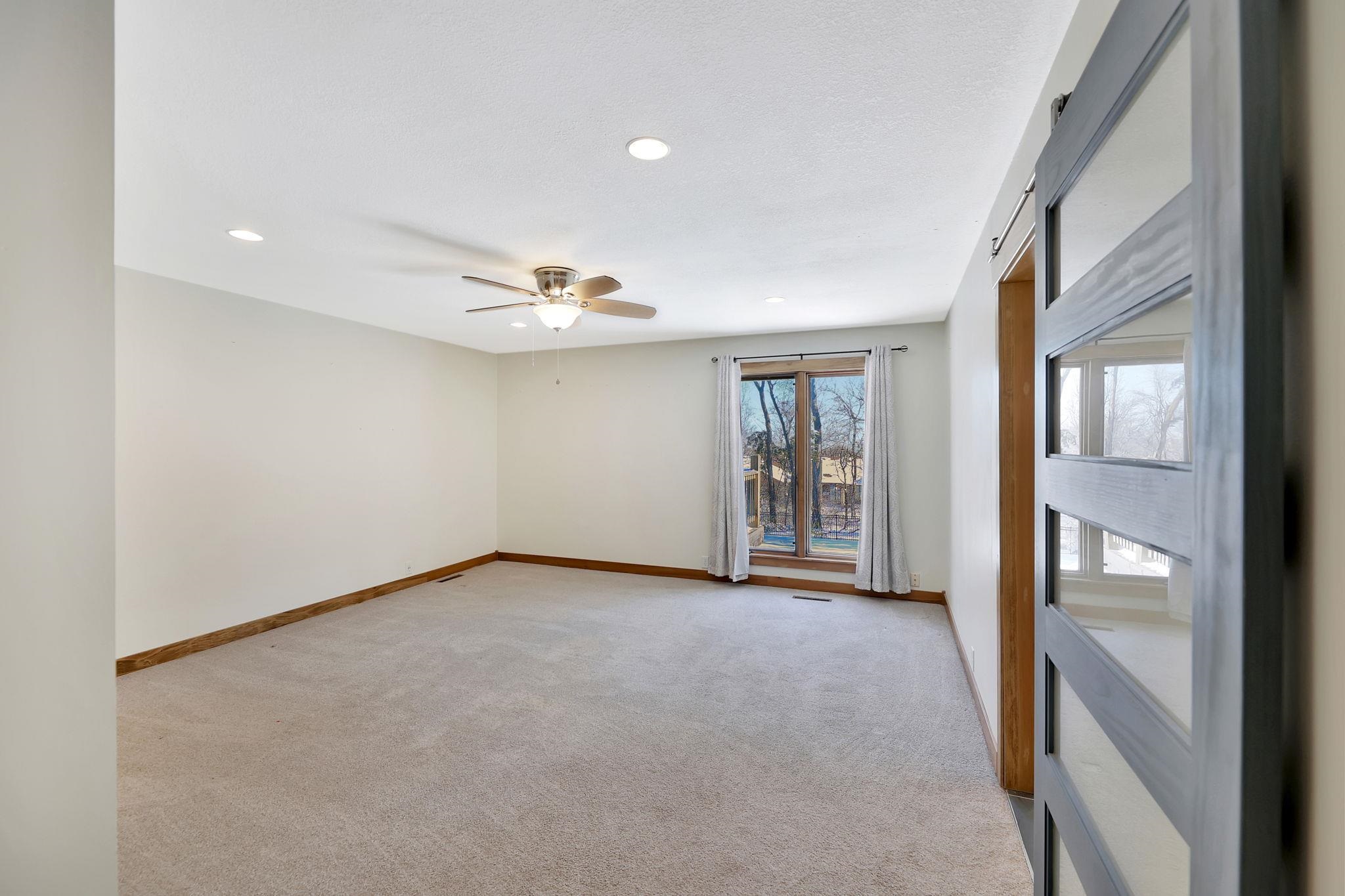 104 E Saint Cloud Pl
