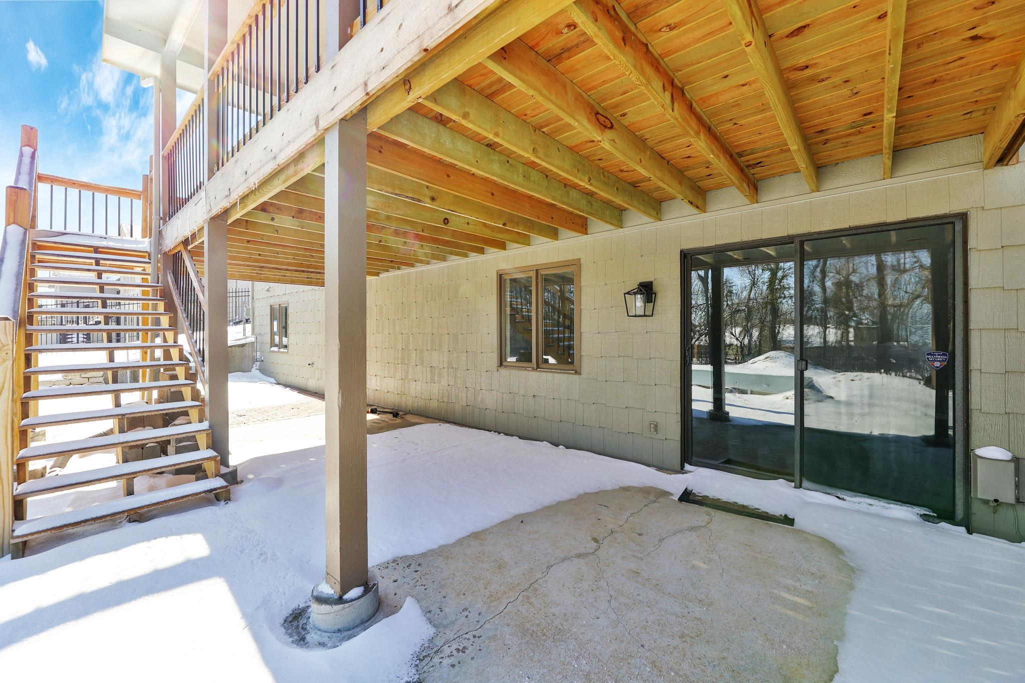 104 E Saint Cloud Pl