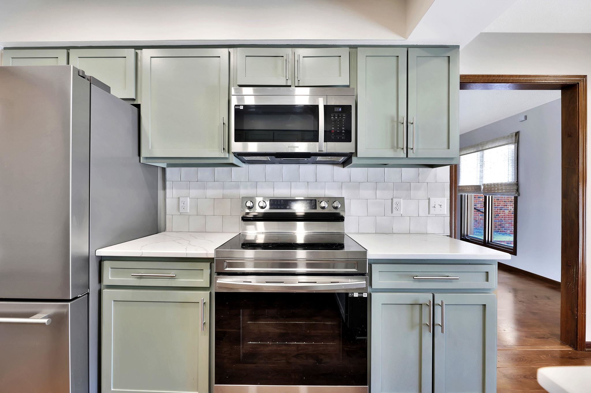 104 E Saint Cloud Pl