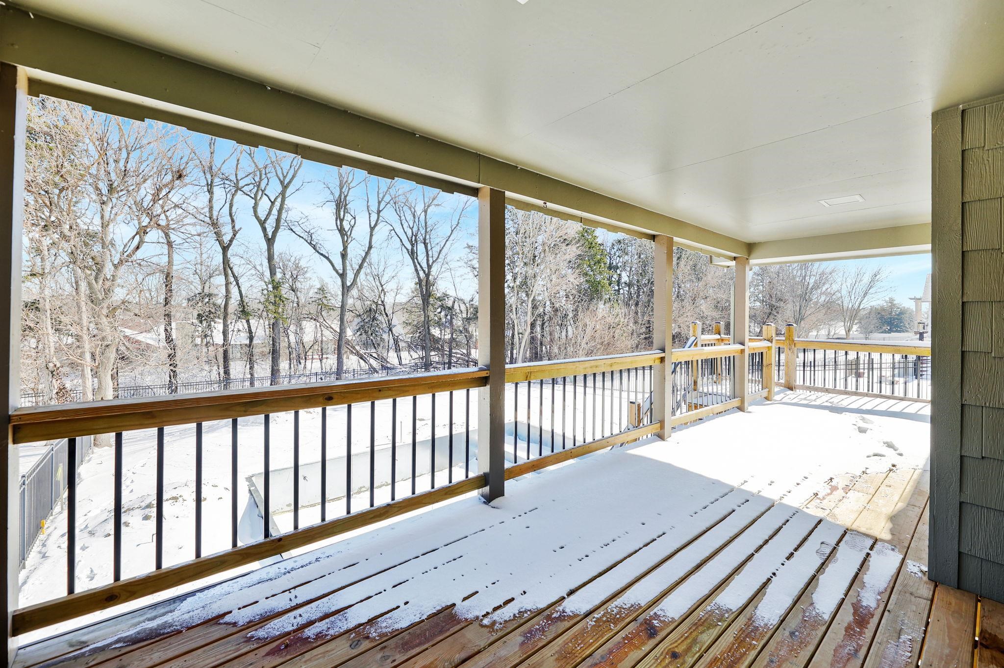 104 E Saint Cloud Pl