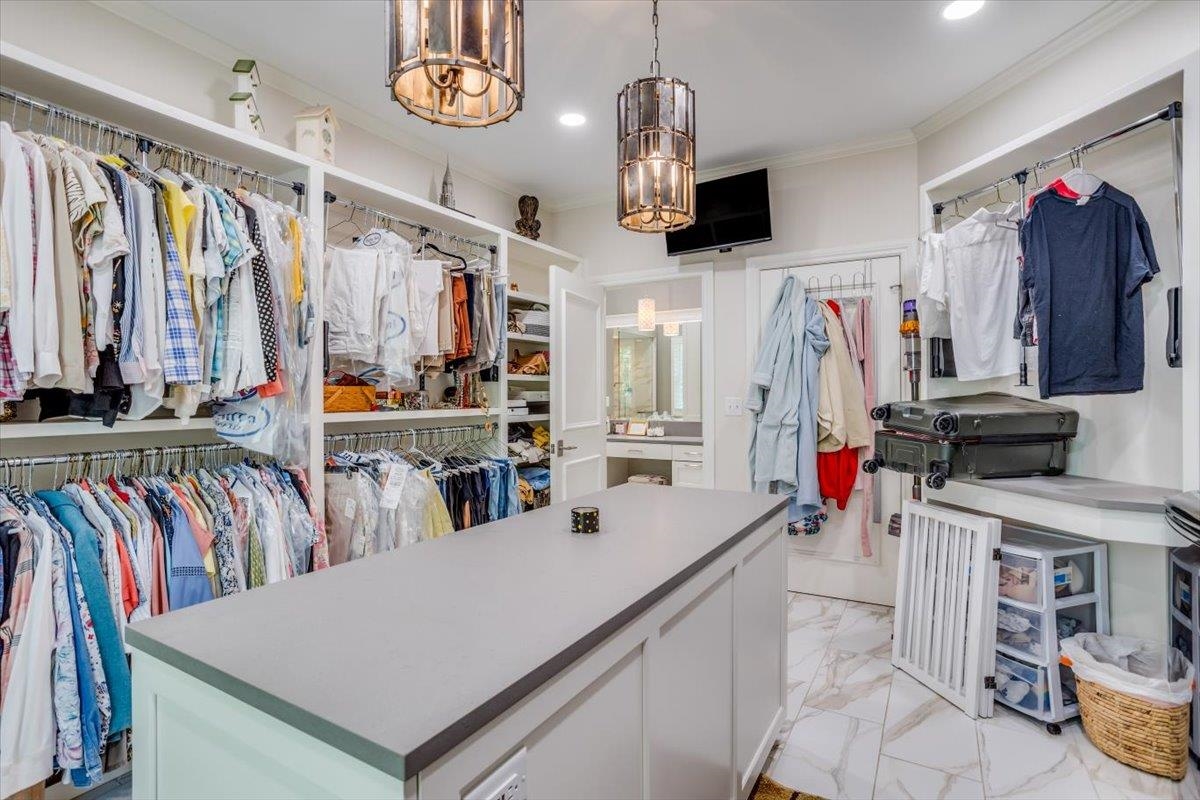 8920 E Summerfield St