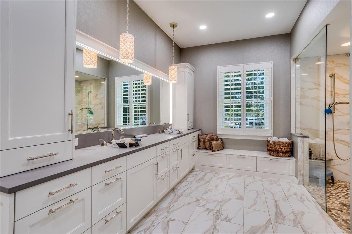 8920 E Summerfield St