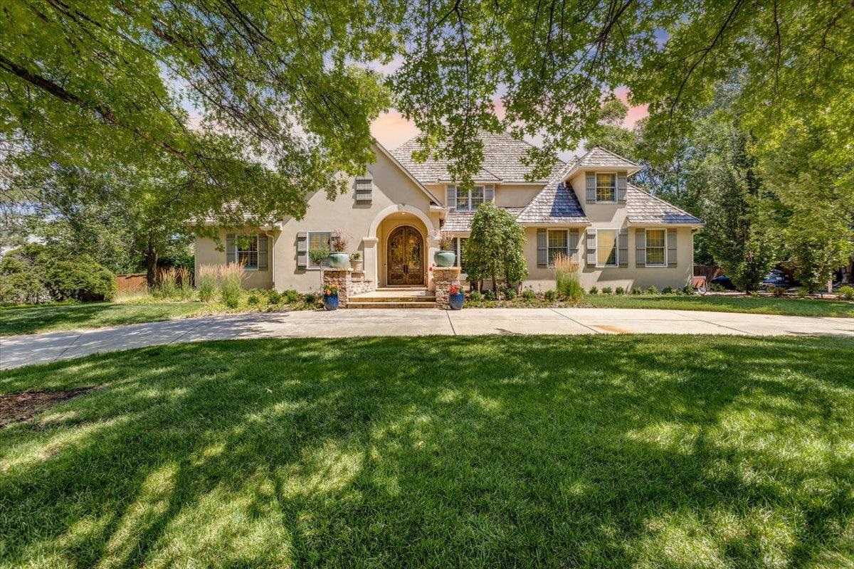 8920 E Summerfield St