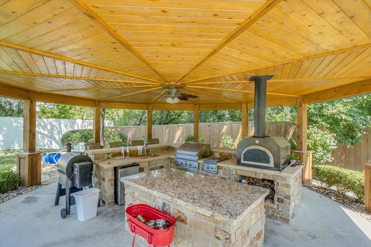 8920 E Summerfield St