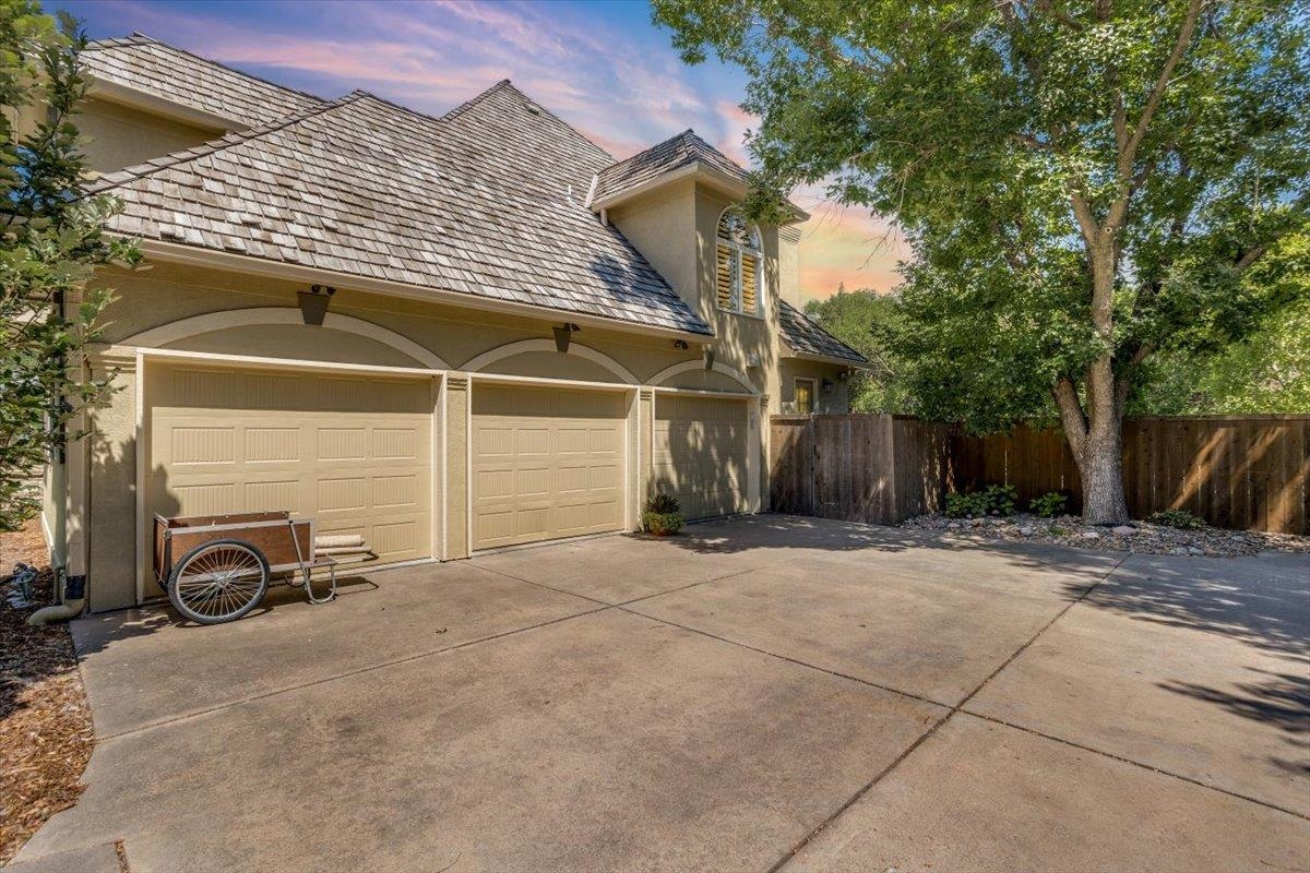 8920 E Summerfield St