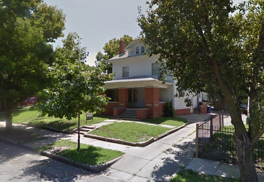 3325 Victor Pl