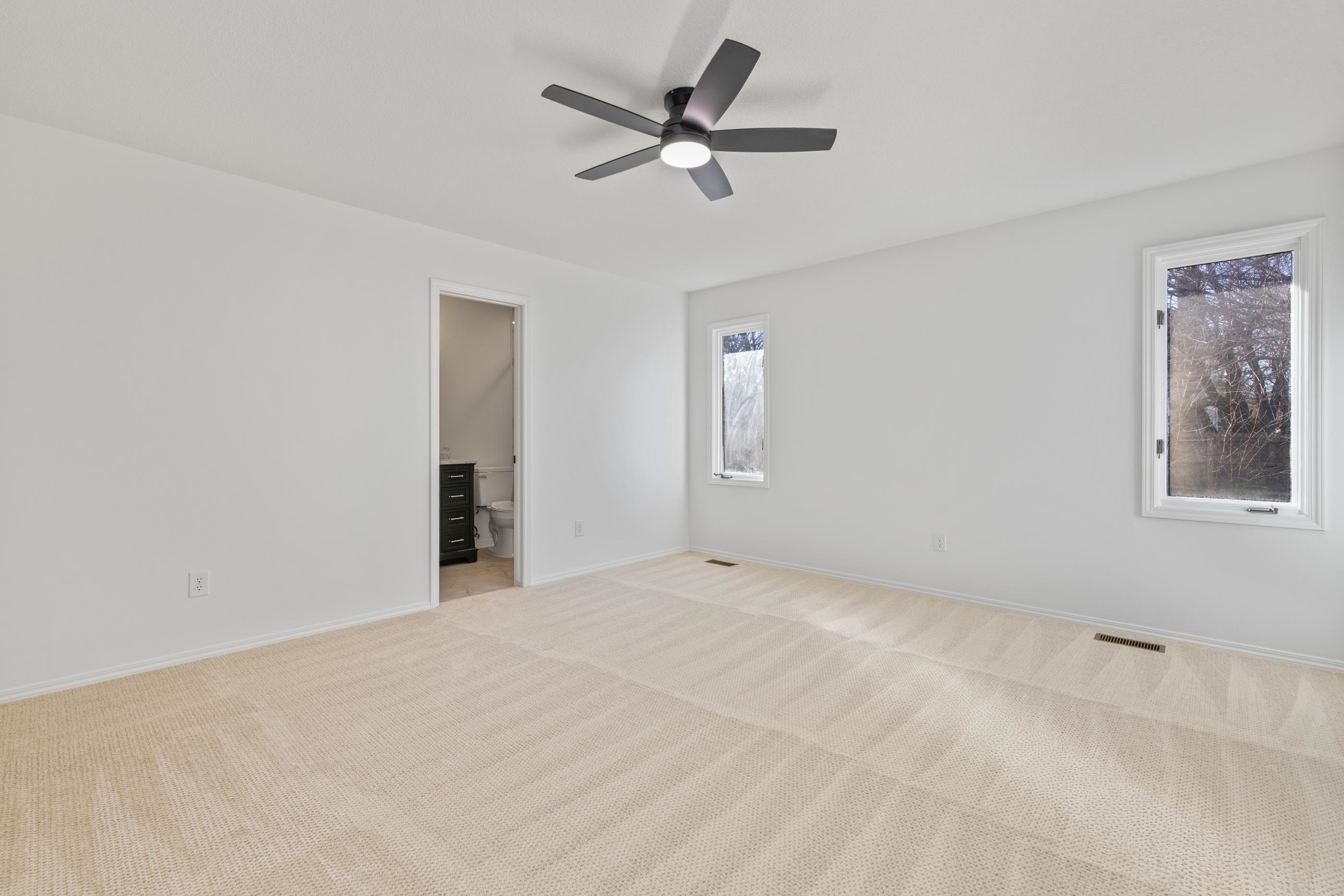 2461 N Bromfield Cir