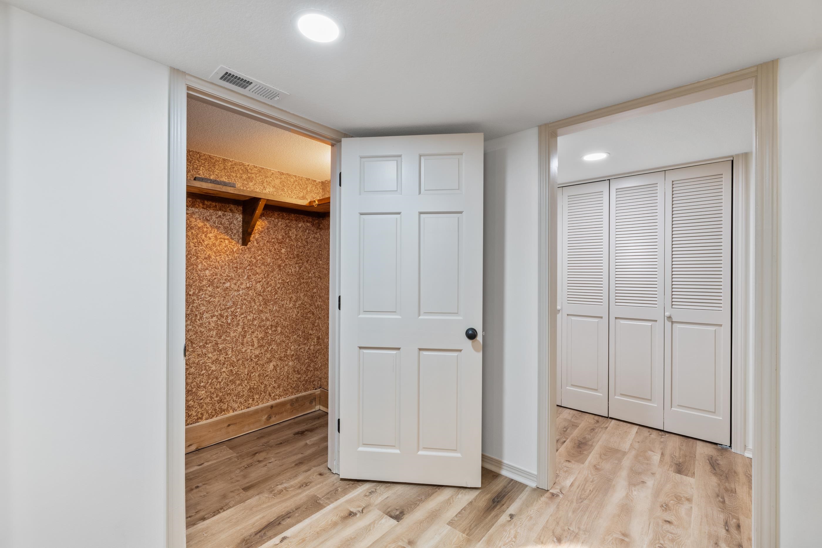 2461 N Bromfield Cir