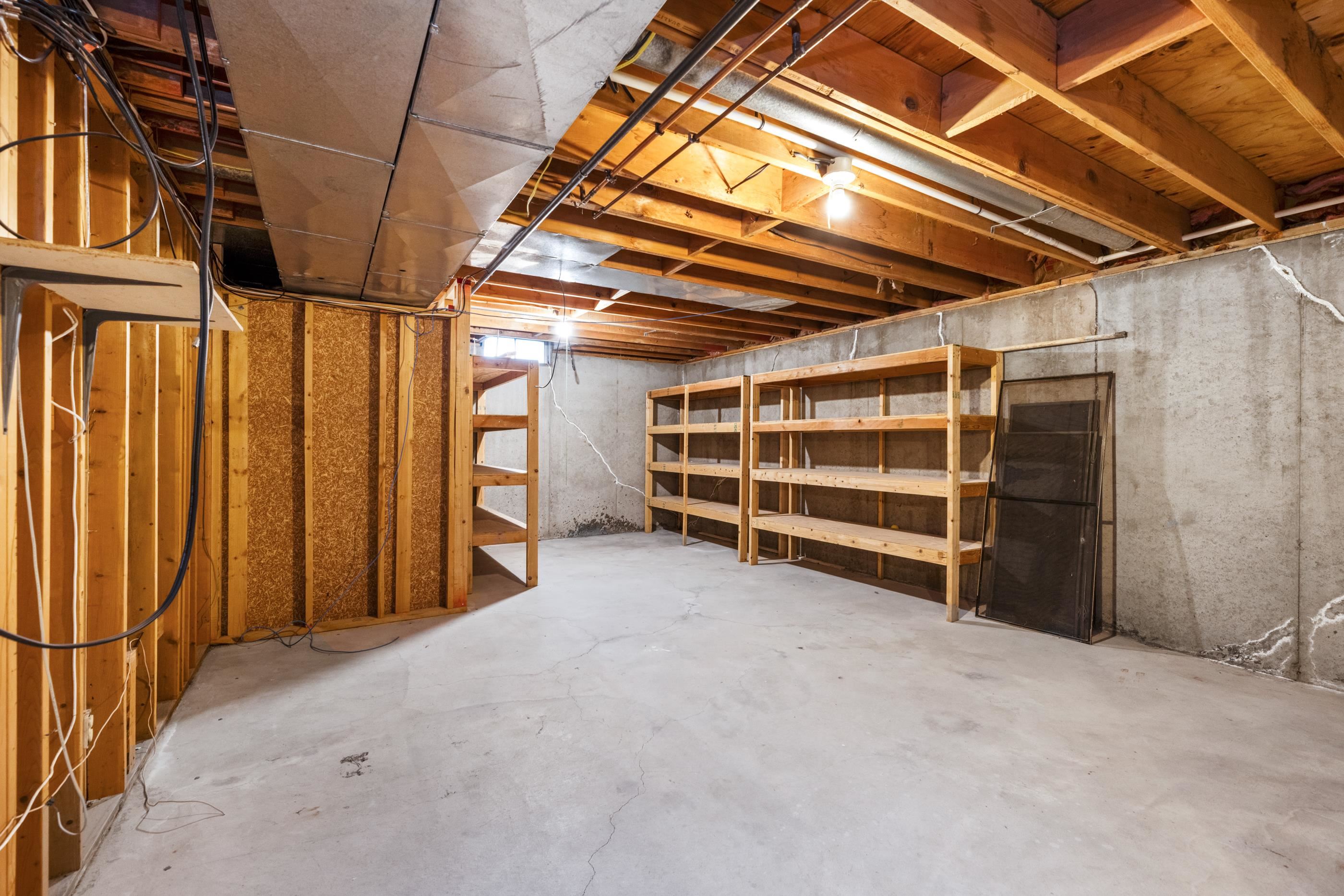 2461 N Bromfield Cir