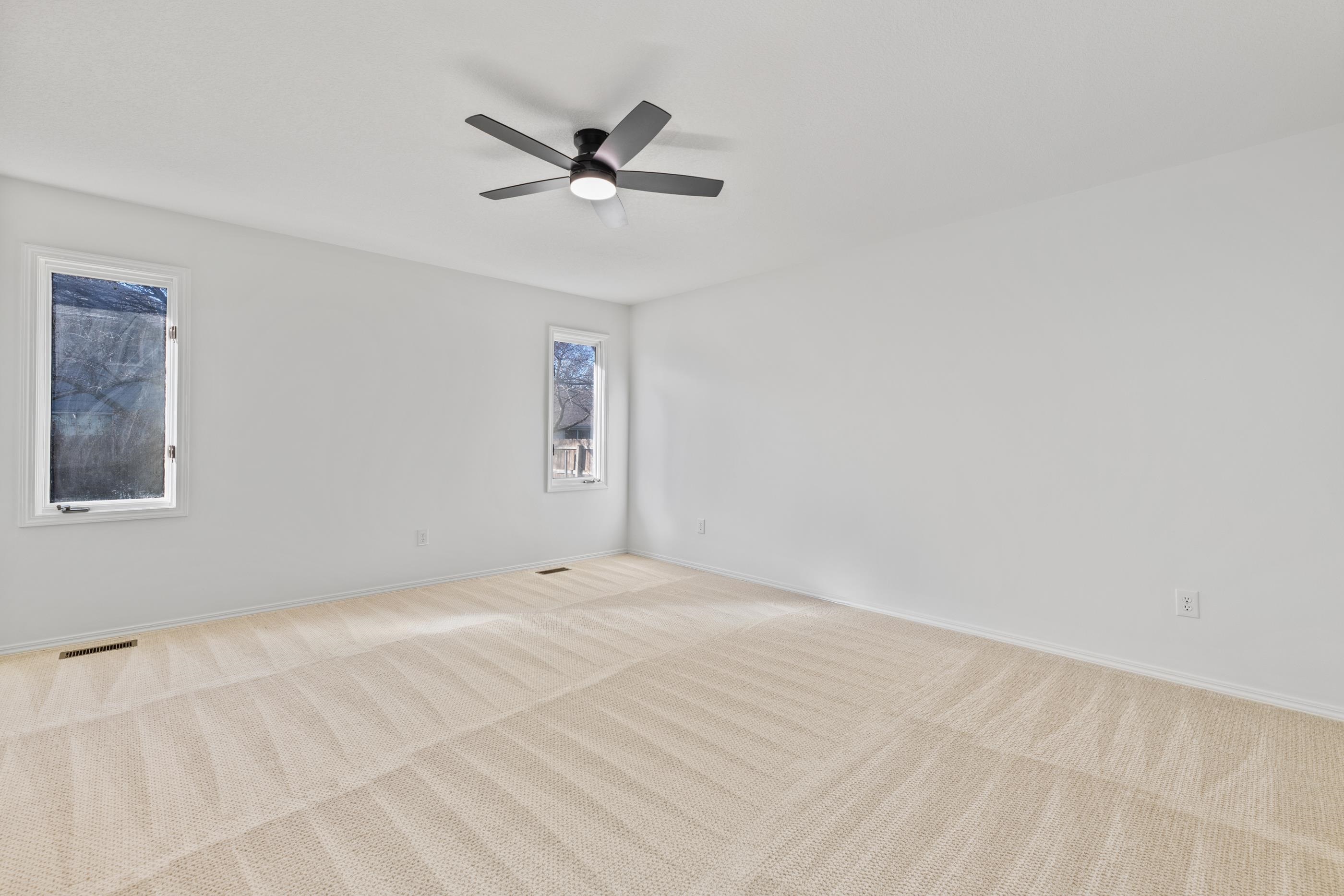 2461 N Bromfield Cir