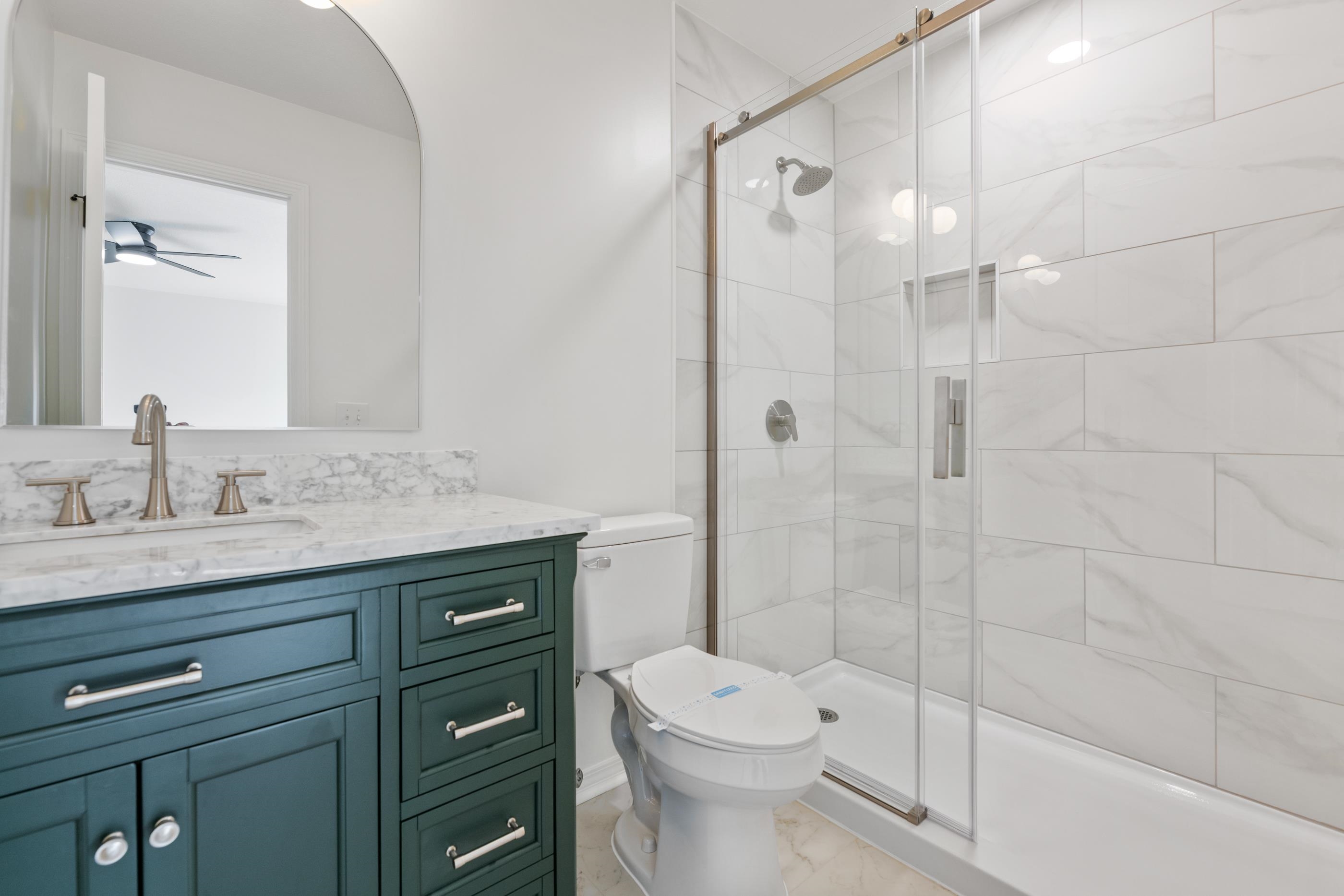 2461 N Bromfield Cir