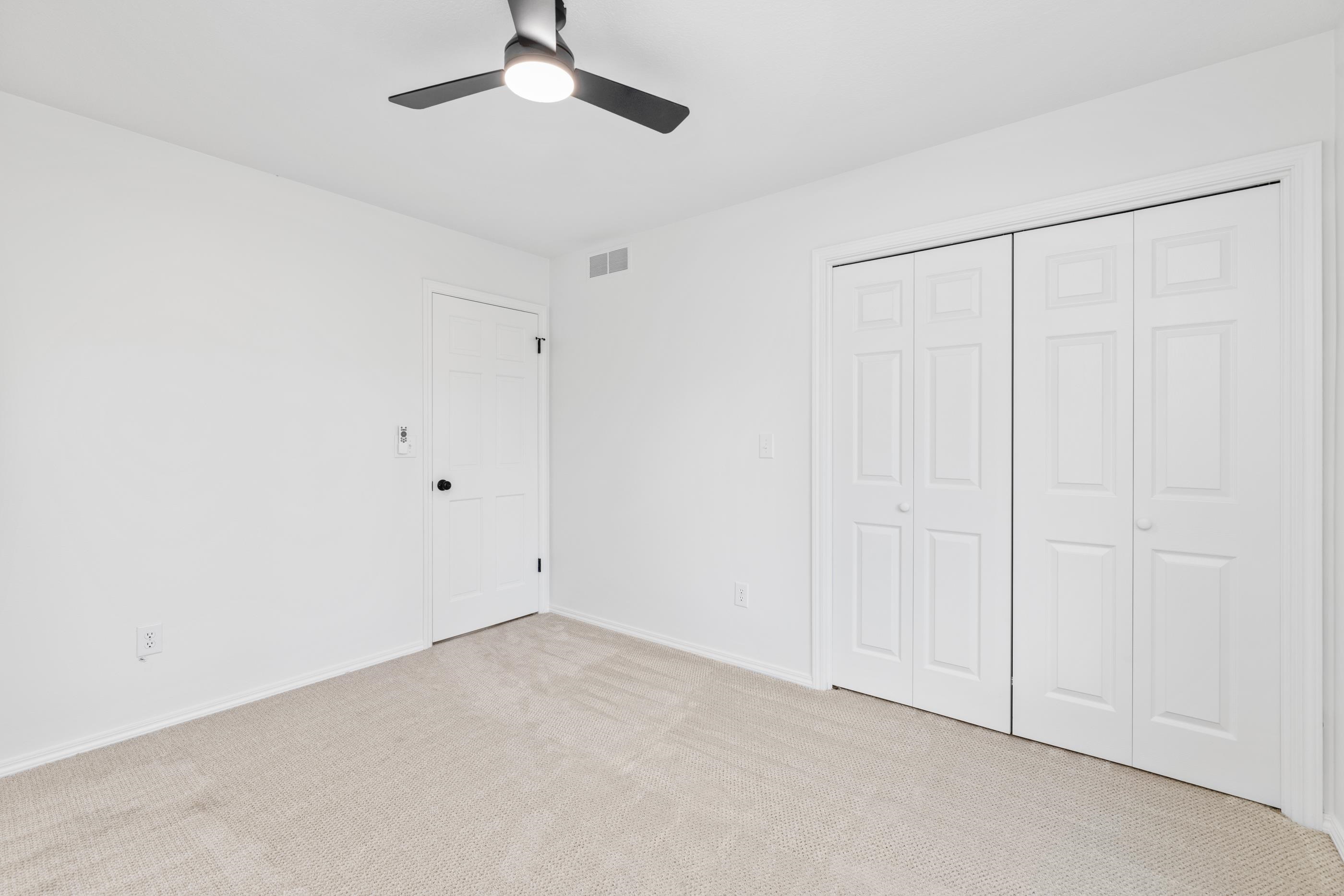 2461 N Bromfield Cir