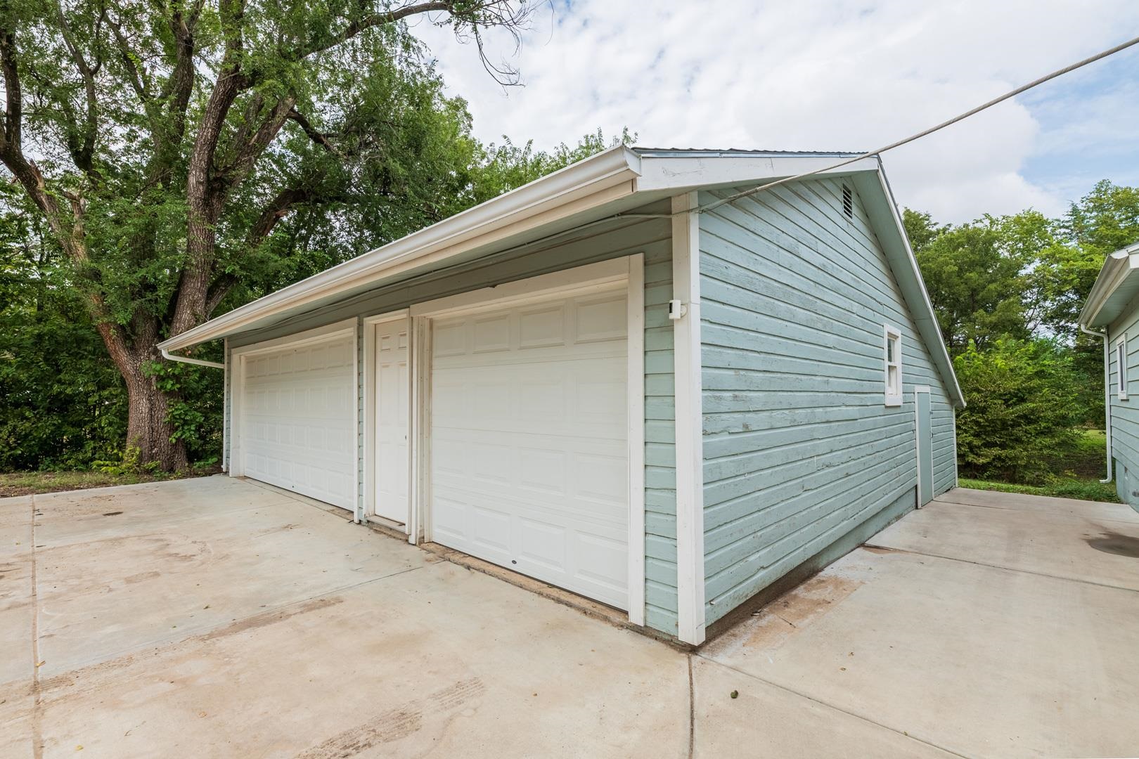 6630 E 51st
