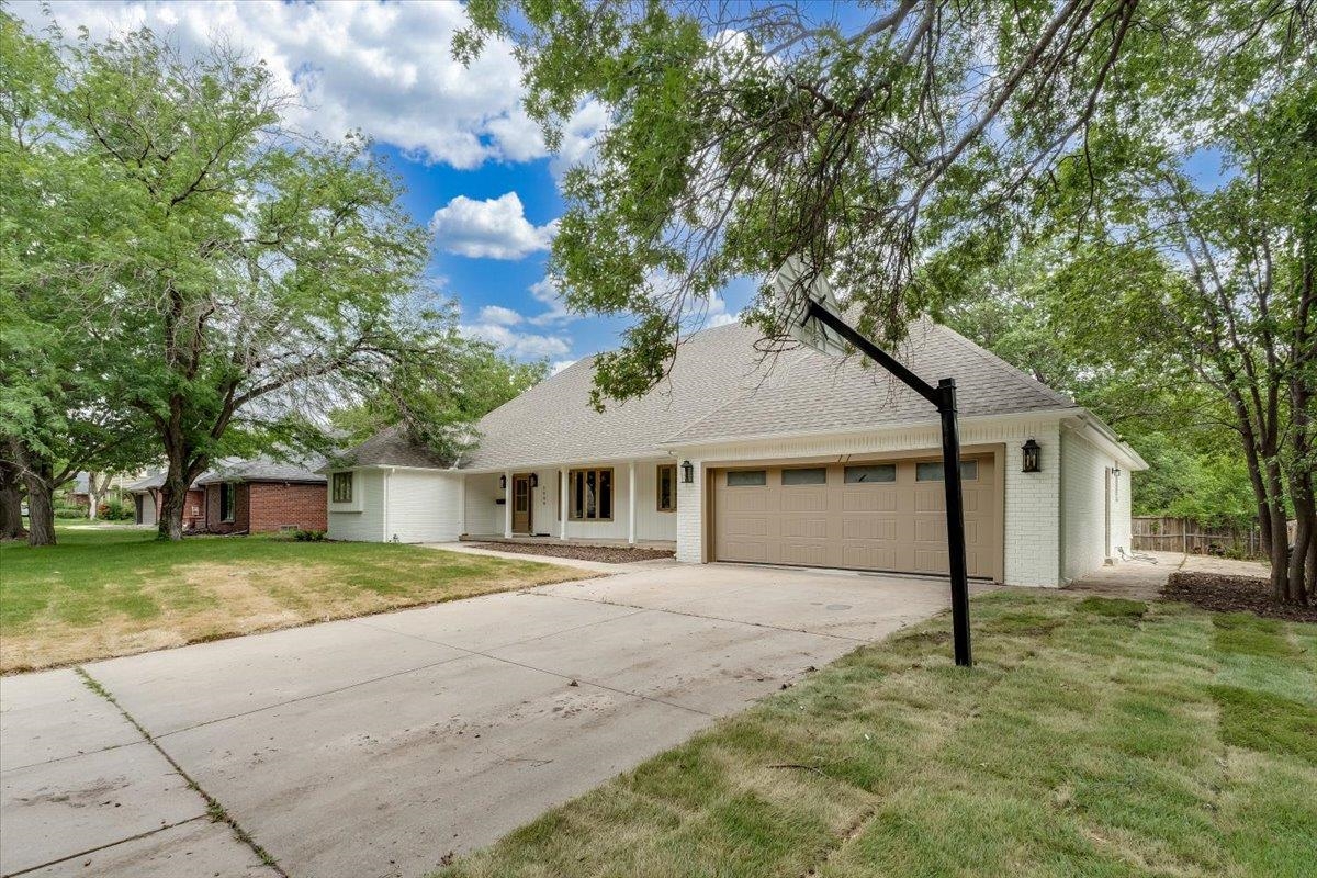 7966 E Dublin Ct
