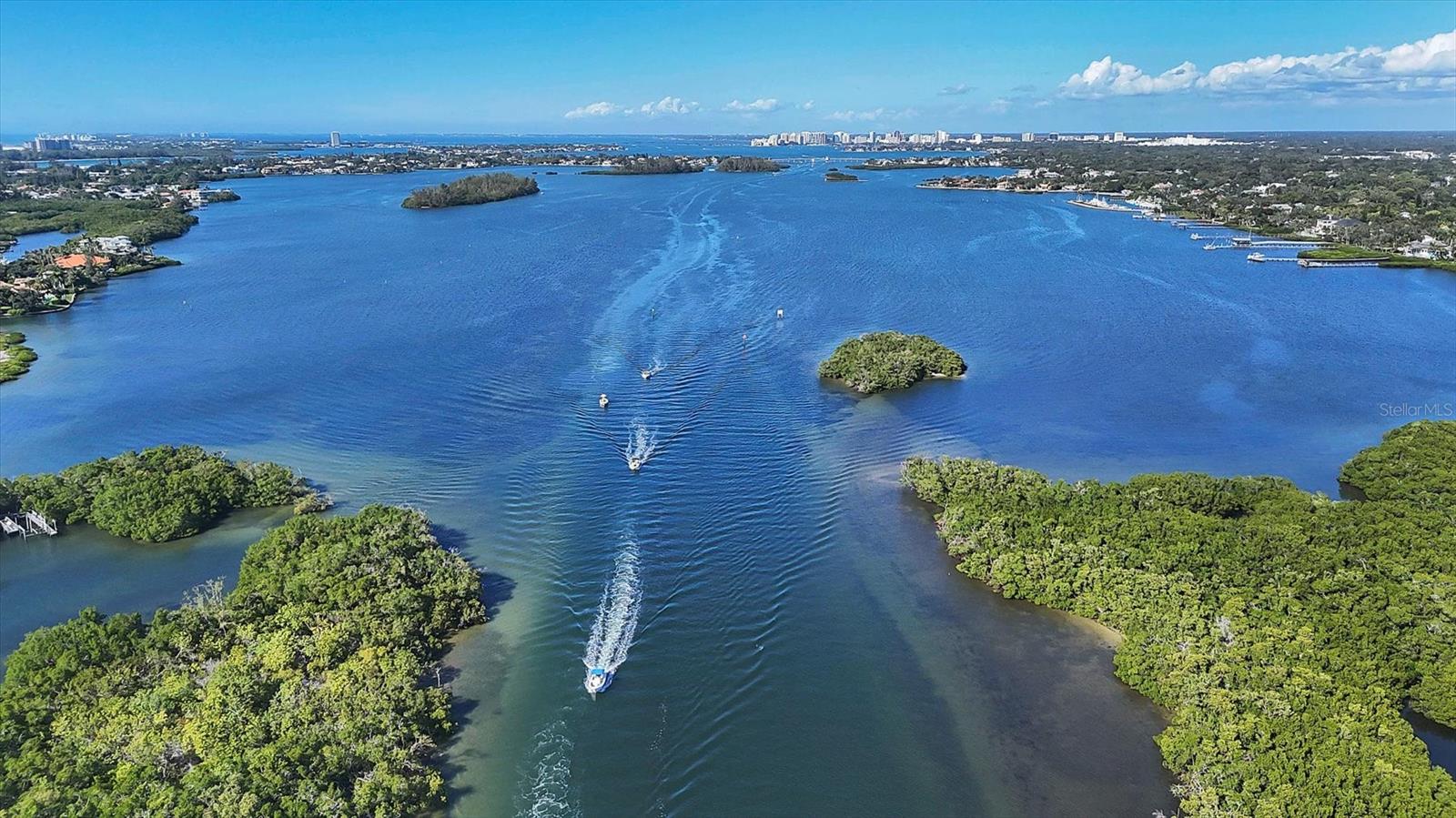 1676 STARLING DR #202