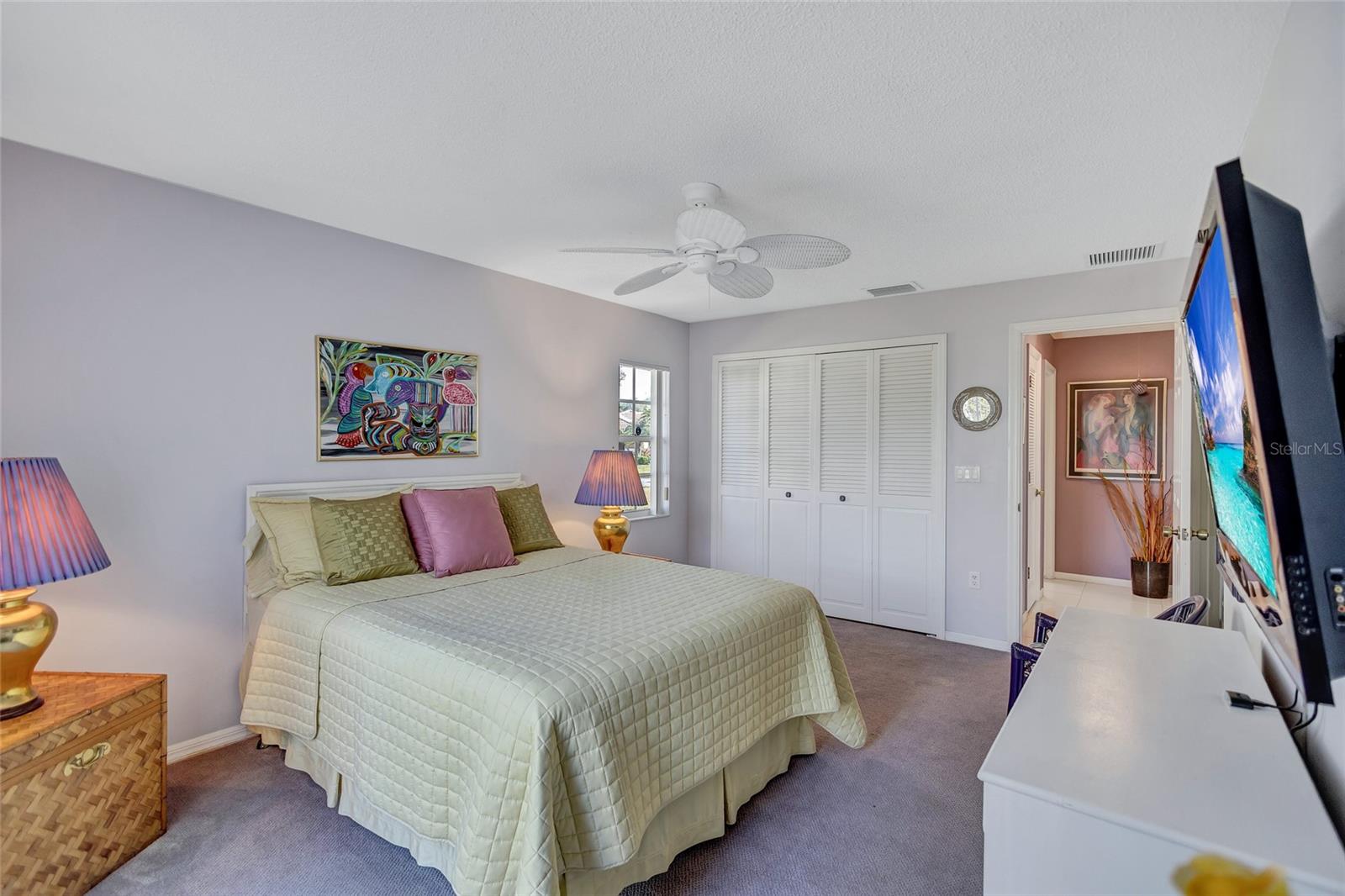6851 COUNTRY LAKES CIR