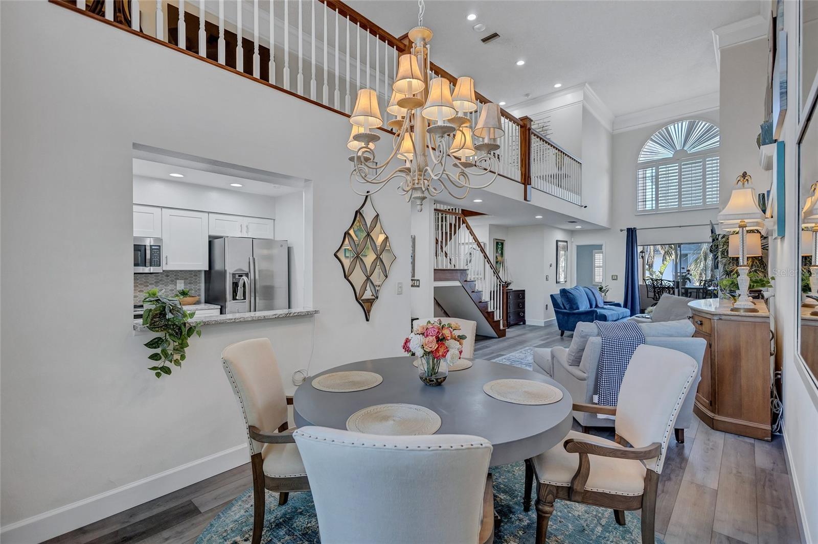 1185 COQUILLE ST #305