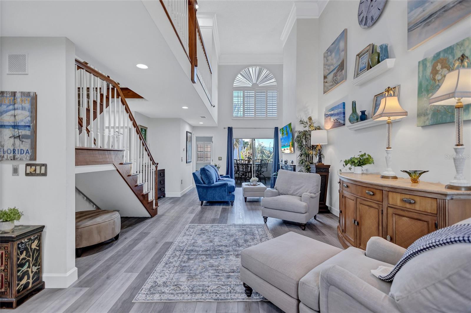 1185 COQUILLE ST #305