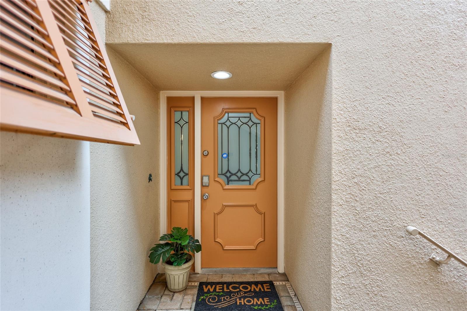 1185 COQUILLE ST #305