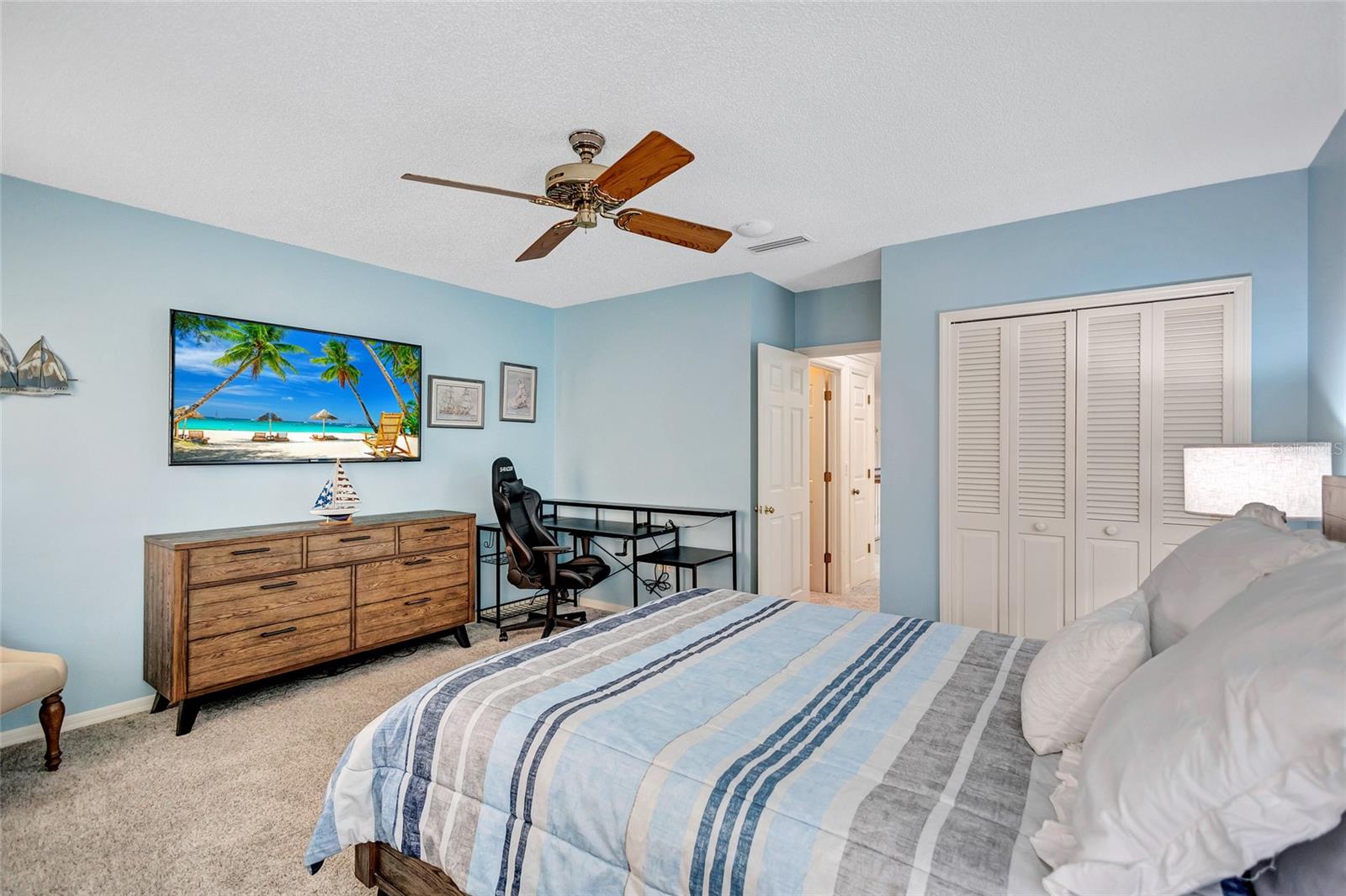 1185 COQUILLE ST #305