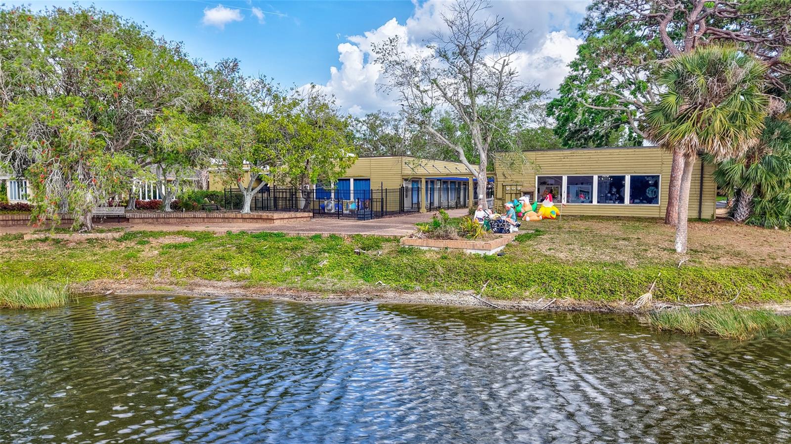 4487 GLEBE FARM RD