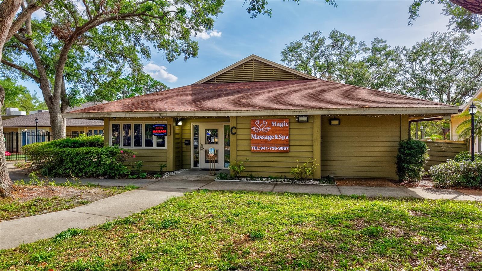 4487 GLEBE FARM RD