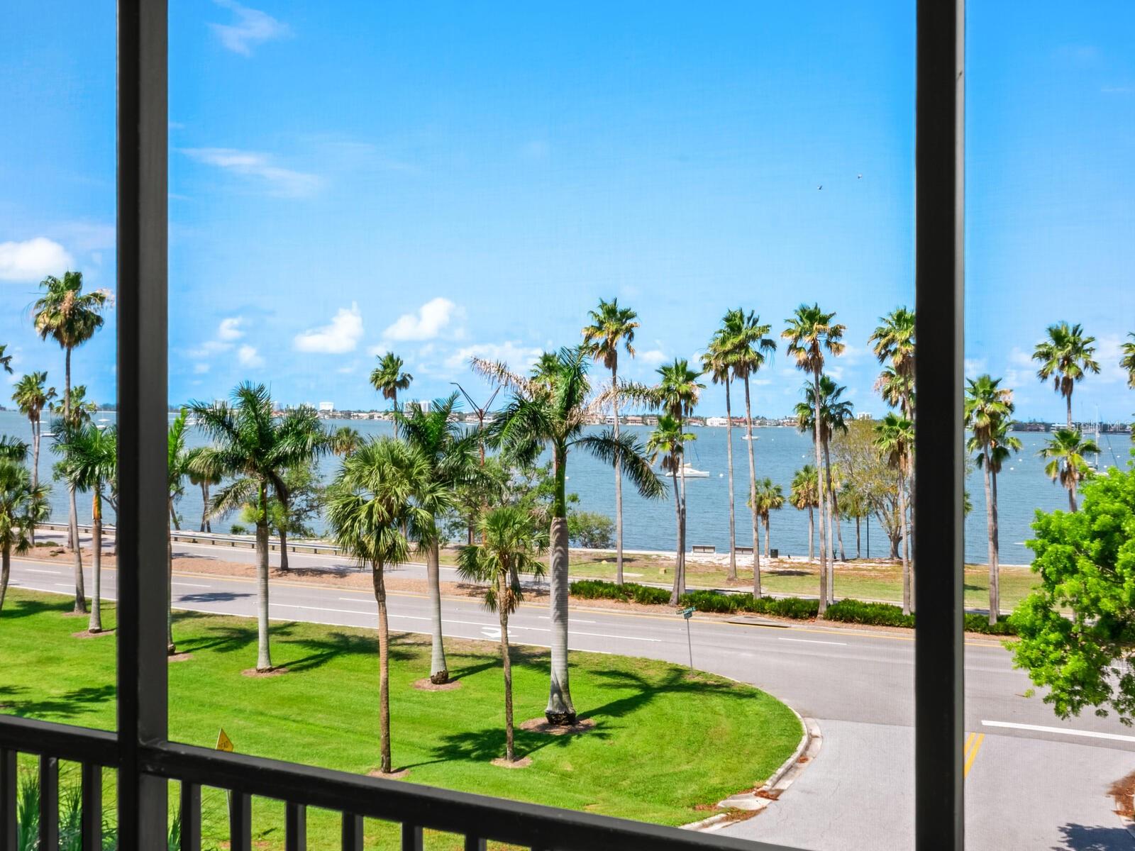 707 S GULFSTREAM AVE #301