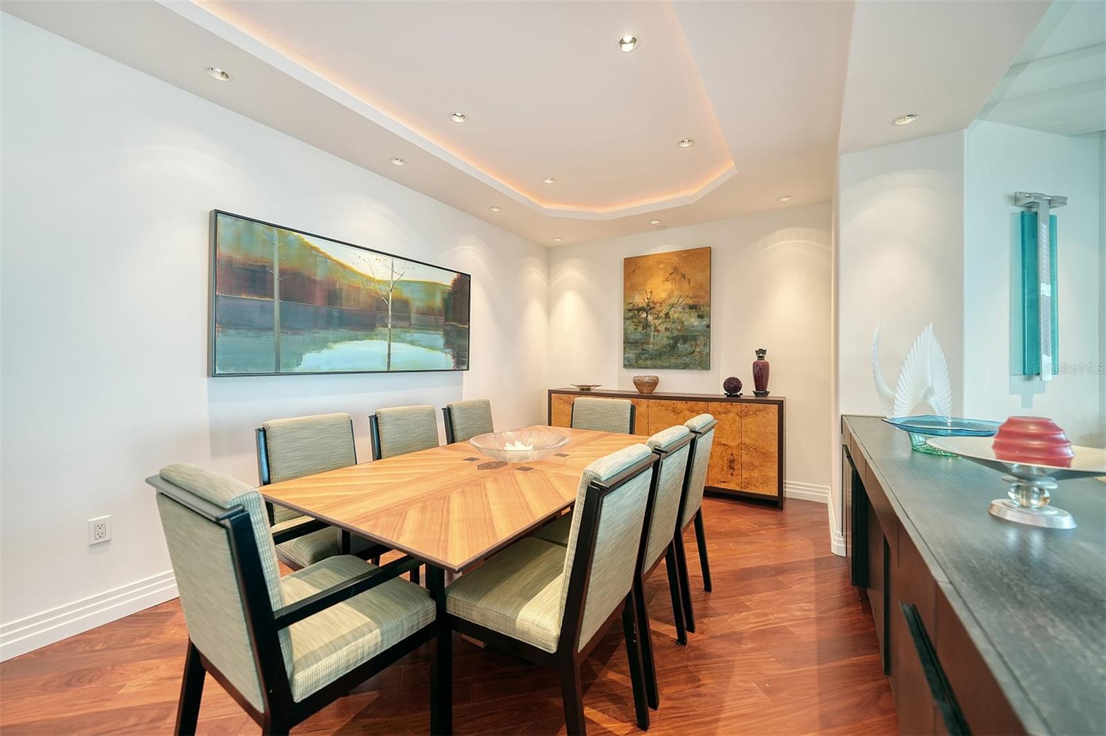 990 BLVD OF THE ARTS #801