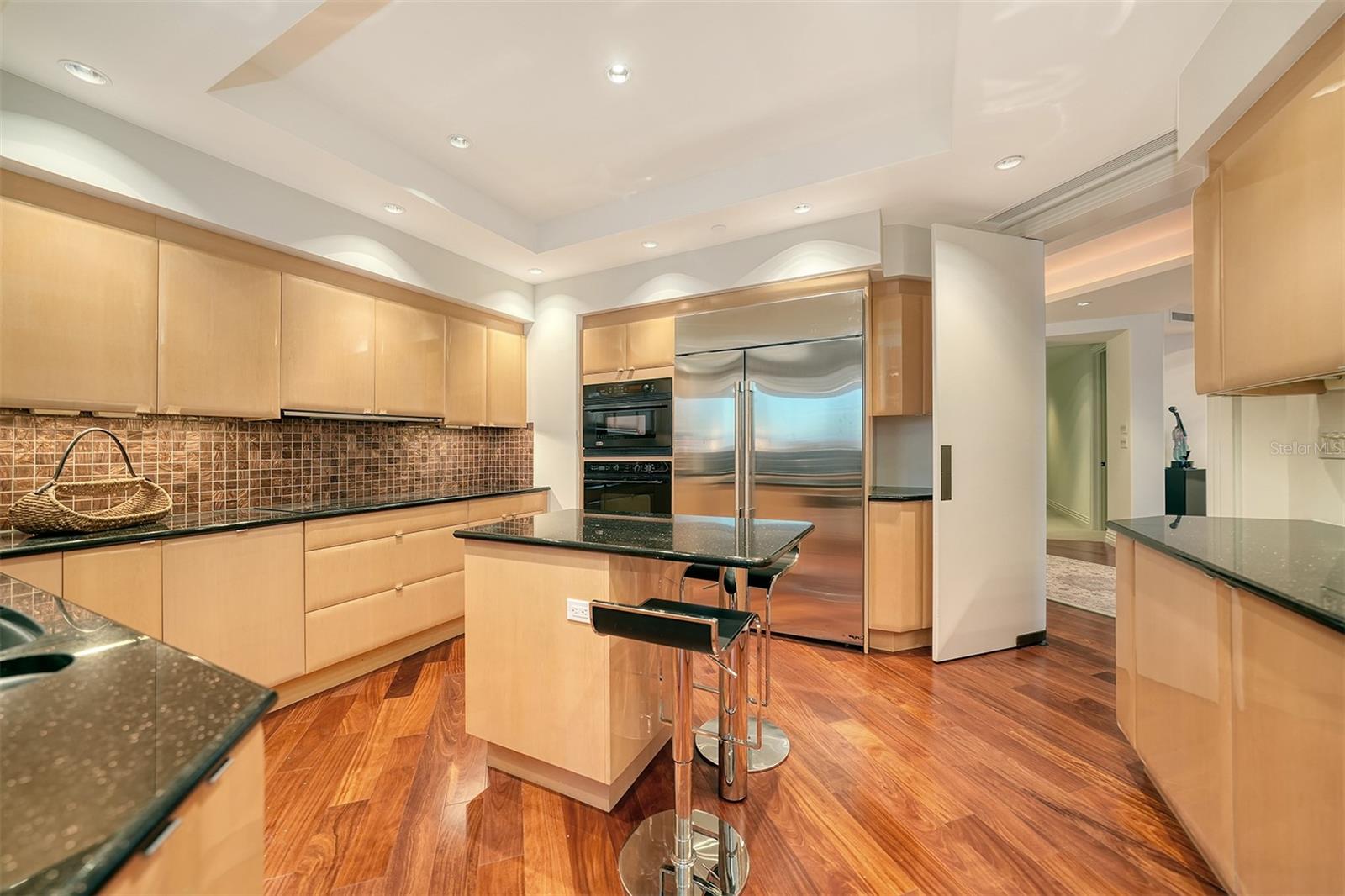 990 BLVD OF THE ARTS #801