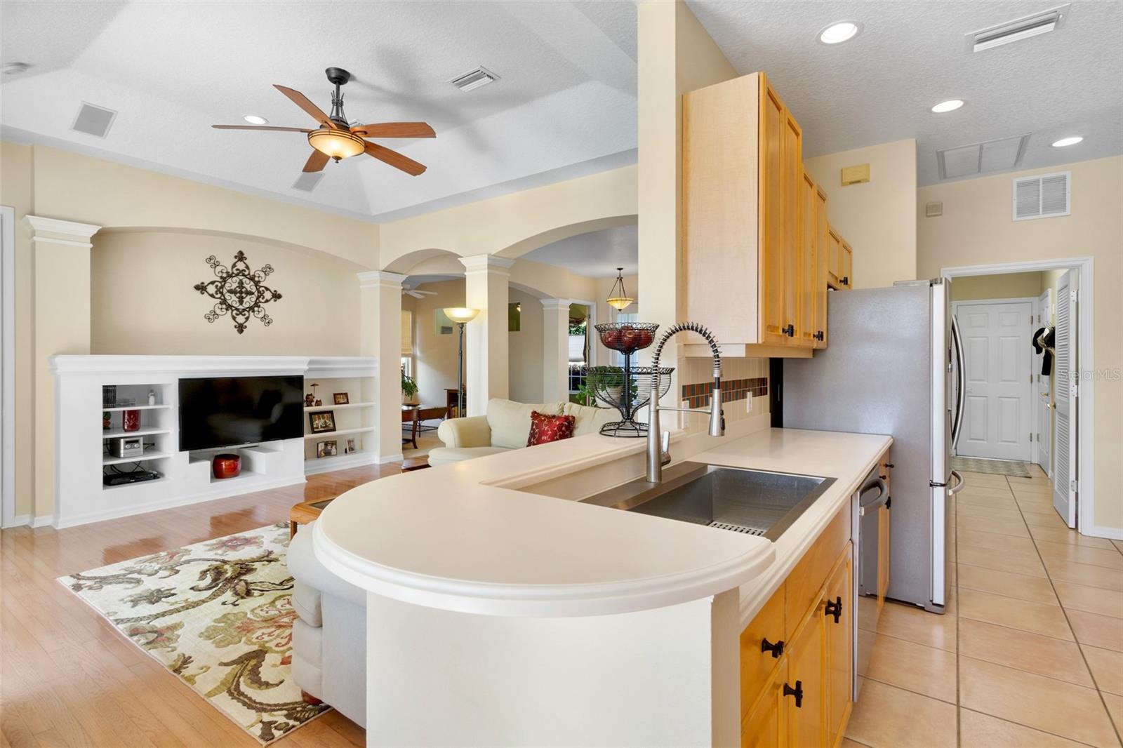 7993 MEADOW RUSH LOOP