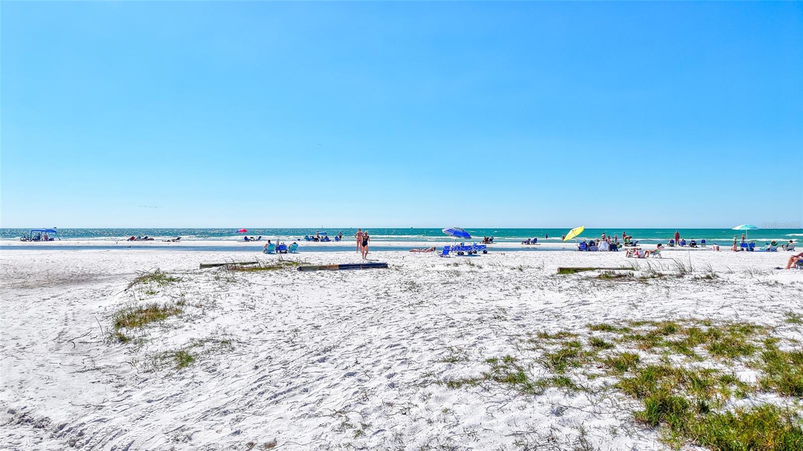 137 AVENIDA MESSINA #3