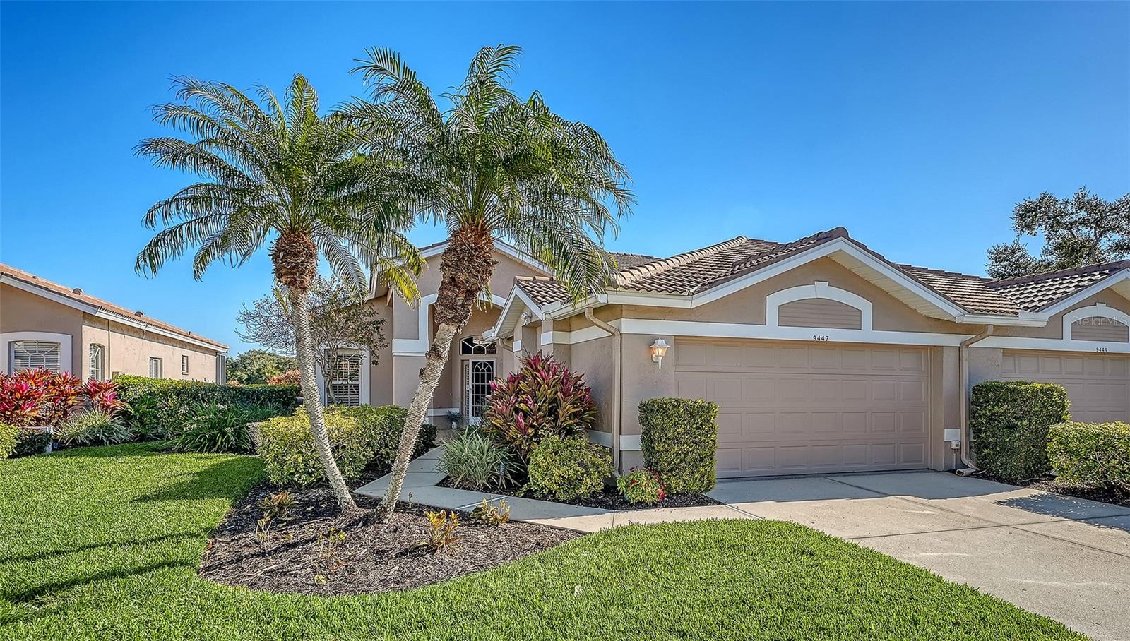 9447 FOREST HILLS CIR