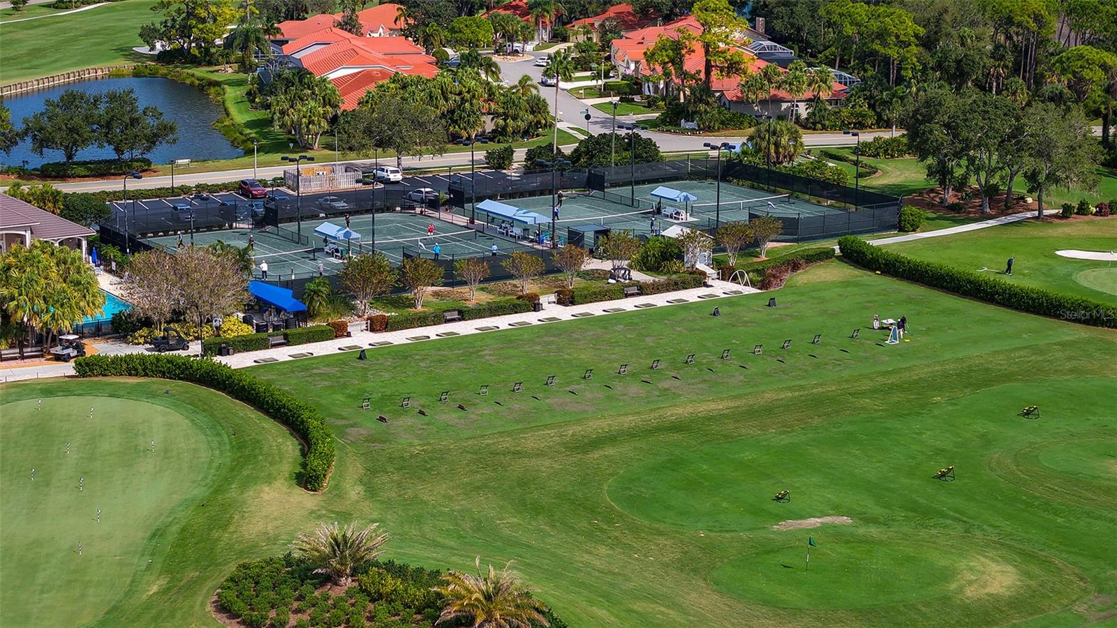 9447 FOREST HILLS CIR