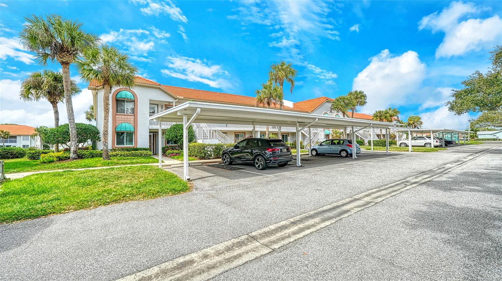 4244 MADEIRA CT #3316