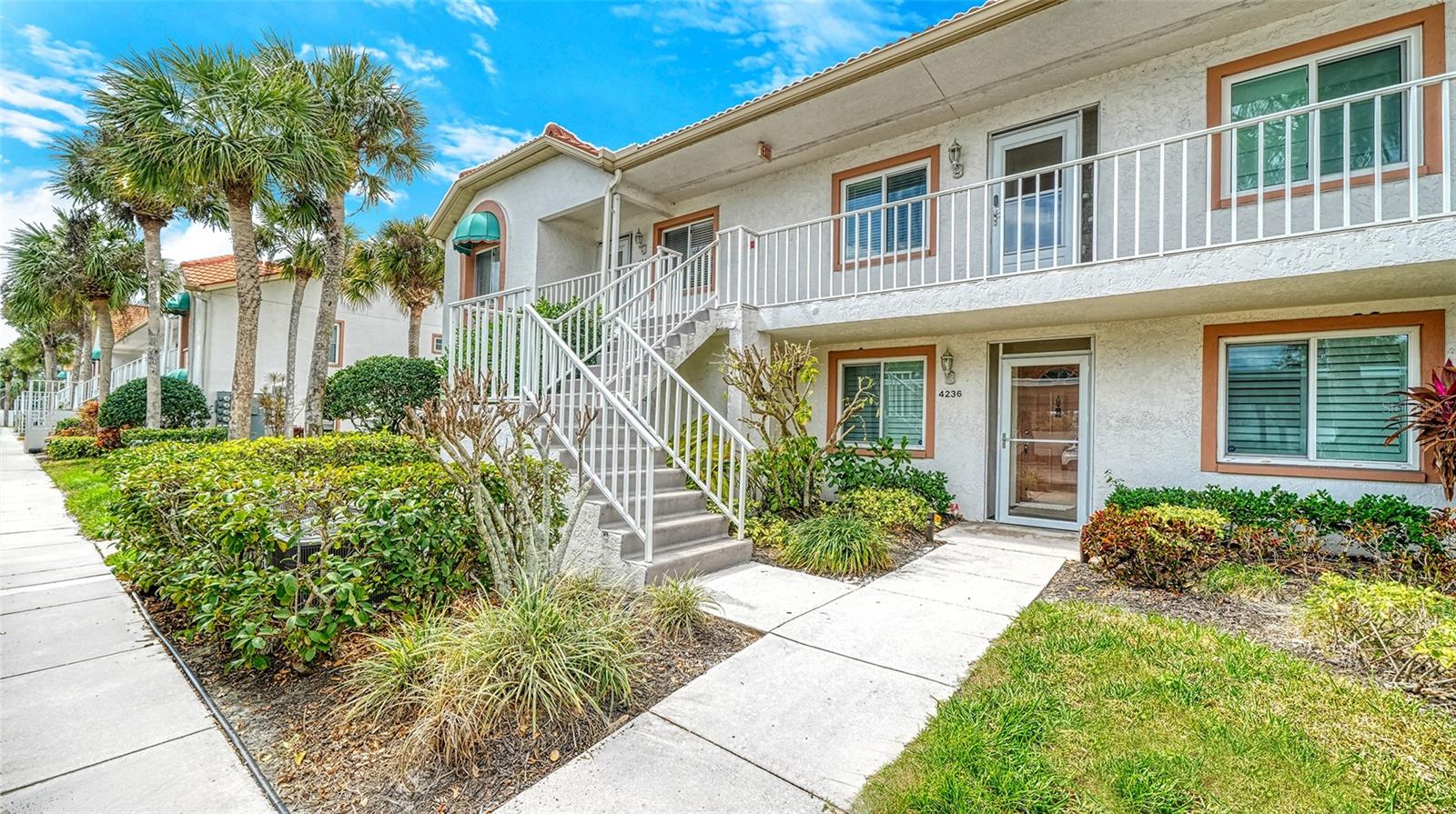 4244 MADEIRA CT #3316