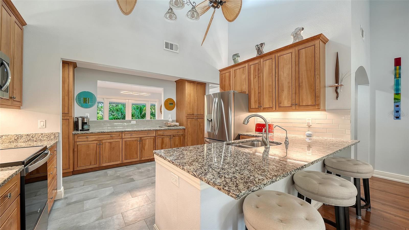5188 SIESTA WOODS DR