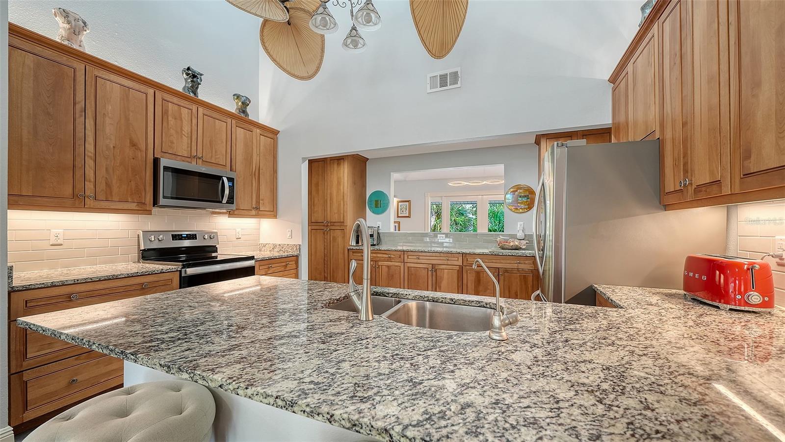 5188 SIESTA WOODS DR