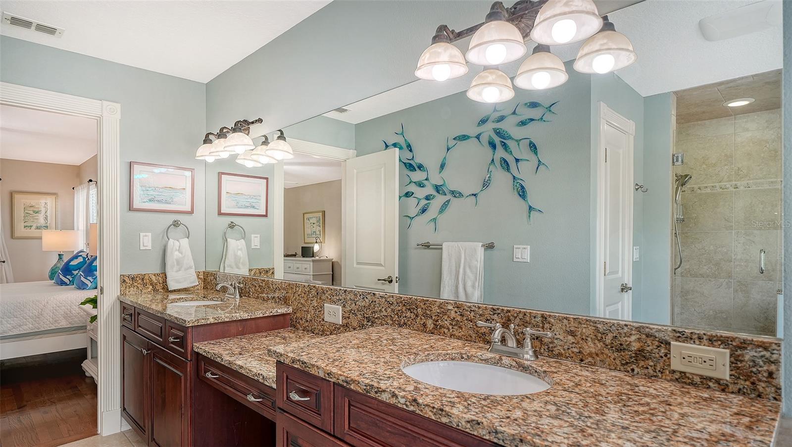 5188 SIESTA WOODS DR
