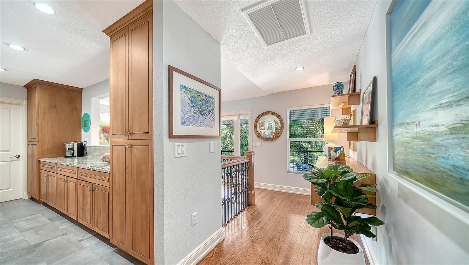5188 SIESTA WOODS DR