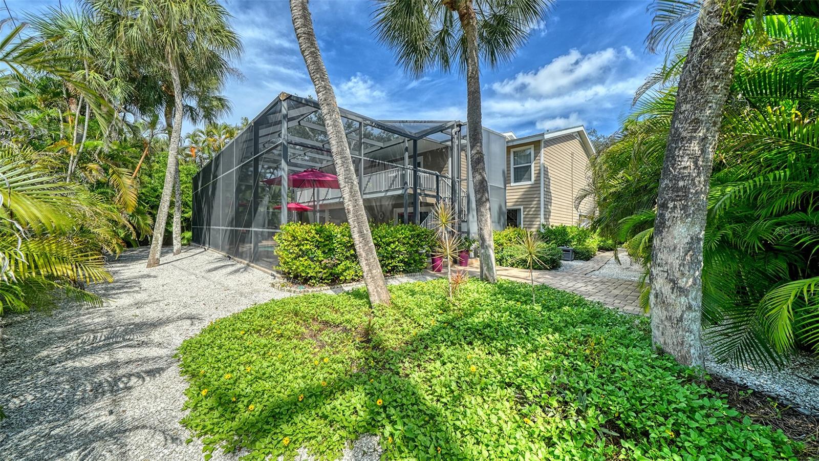 5188 SIESTA WOODS DR