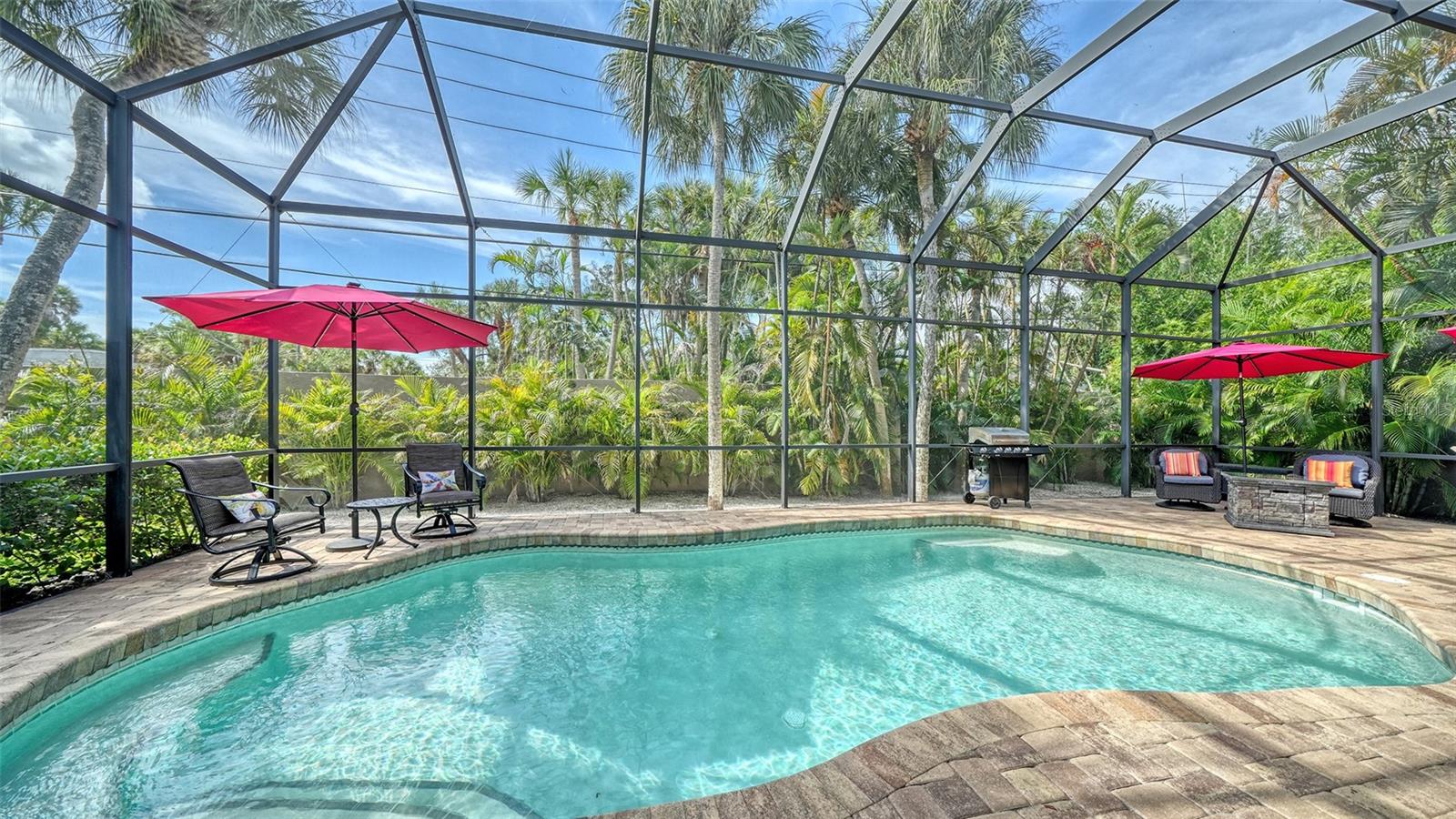 5188 SIESTA WOODS DR