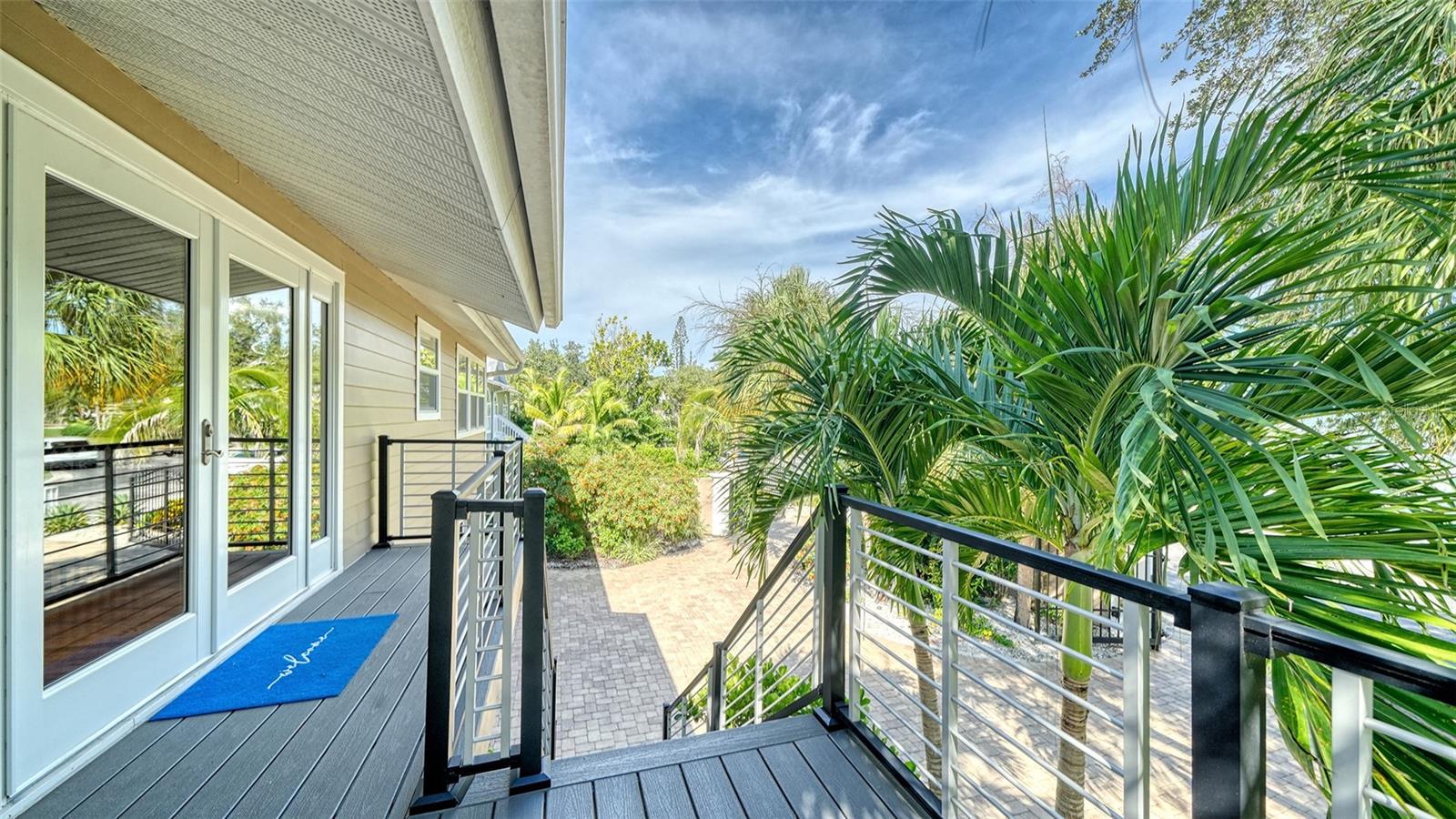 5188 SIESTA WOODS DR