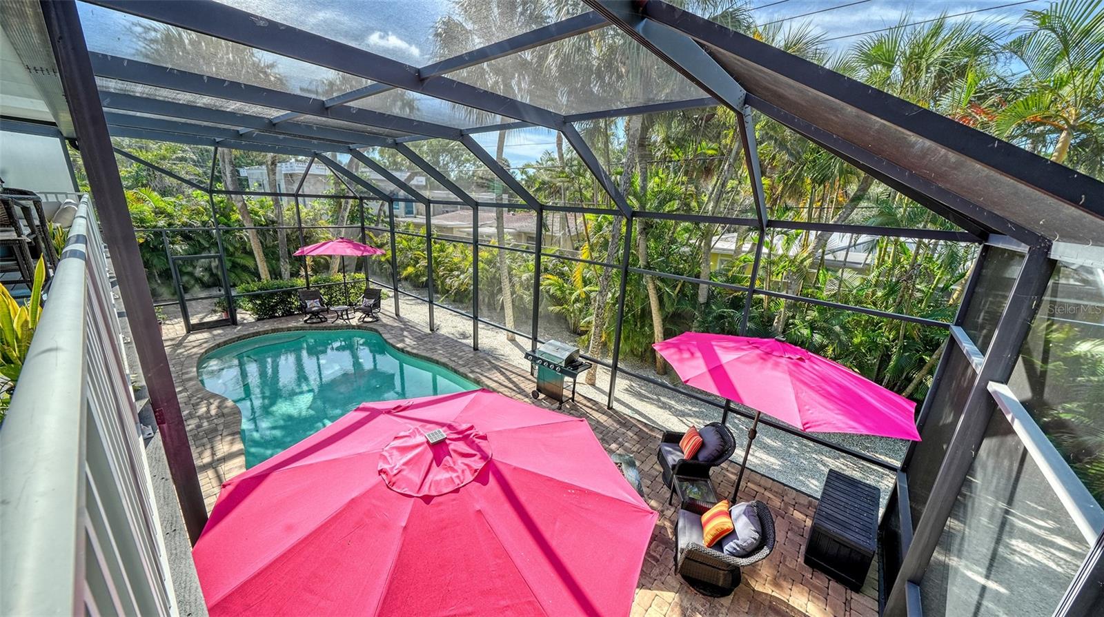 5188 SIESTA WOODS DR