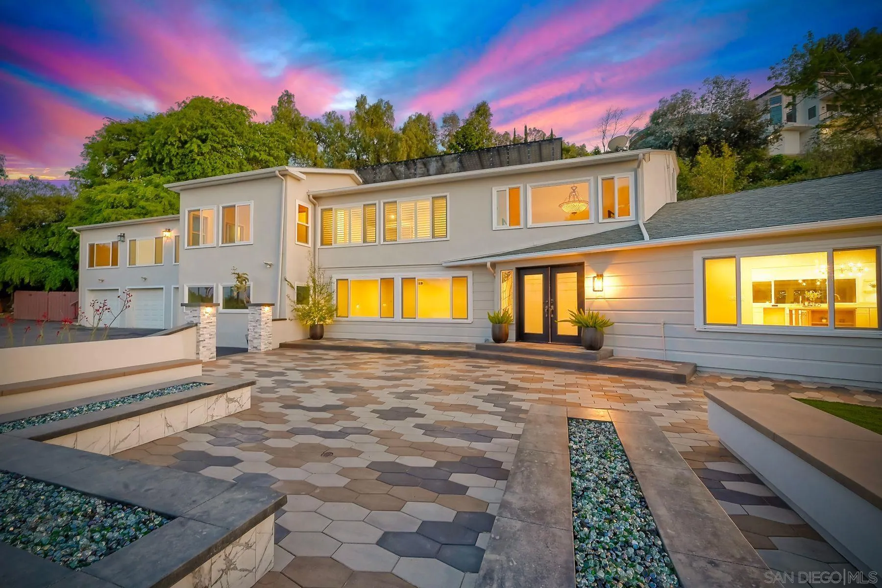 9945 Alto Dr.