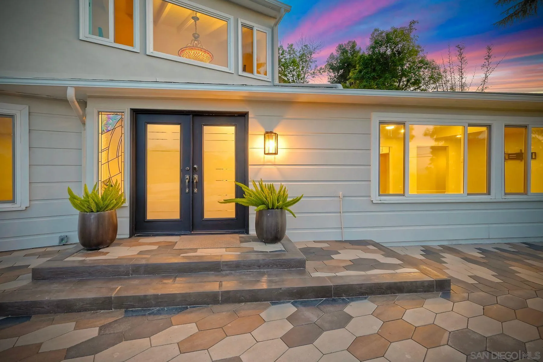 9945 Alto Dr.