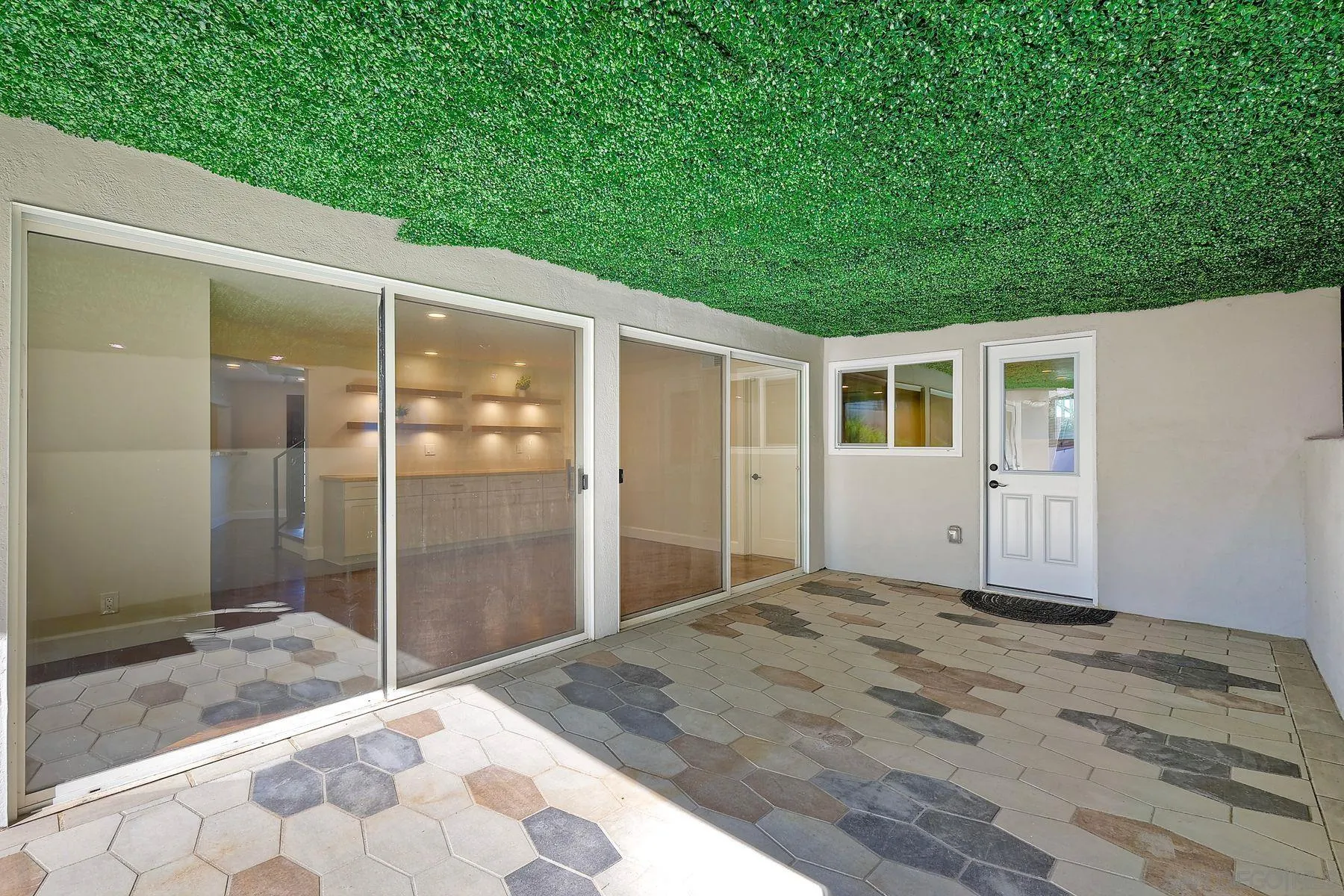 9945 Alto Dr.