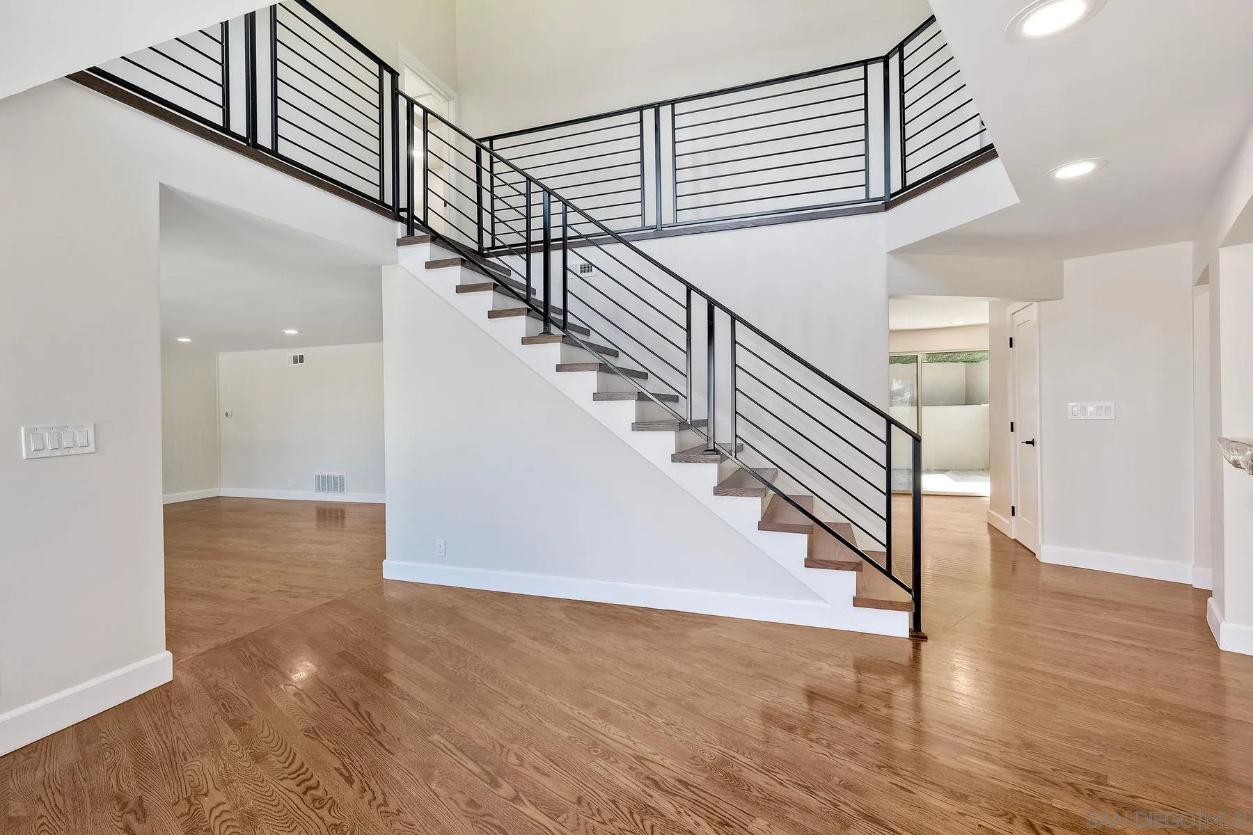 9945 Alto Dr.