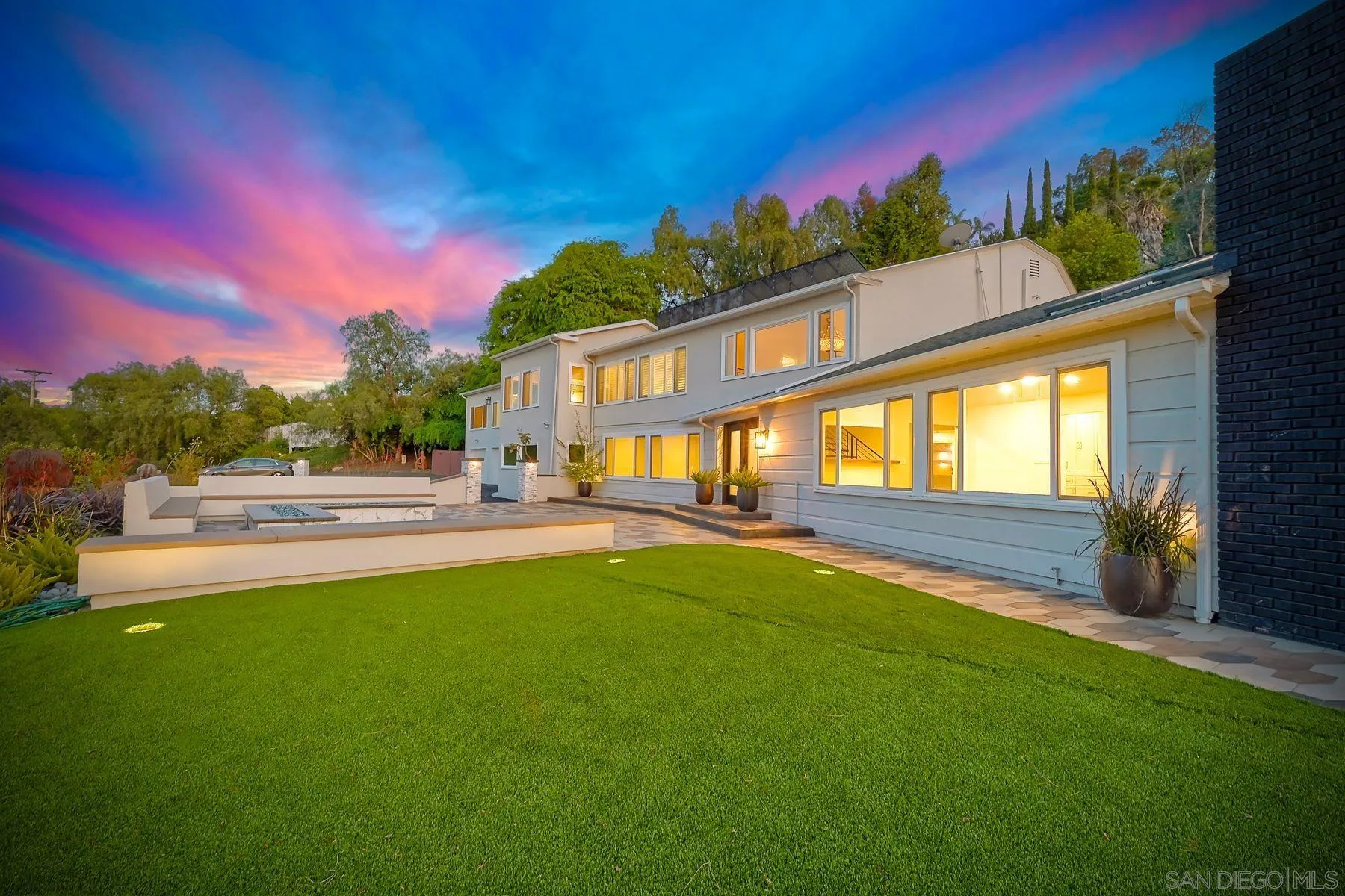 9945 Alto Dr.